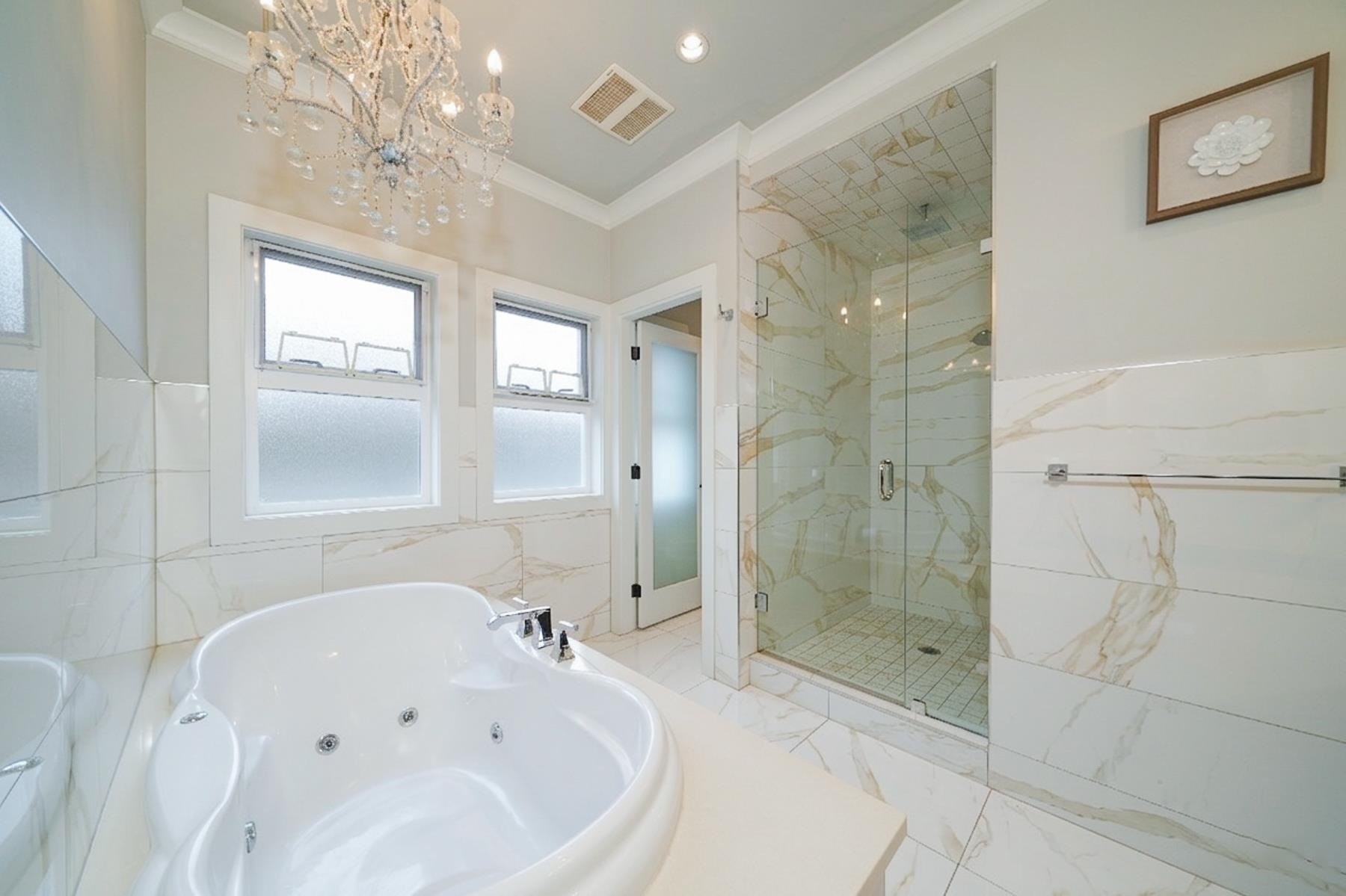 10320 Dennis Crescent - 24