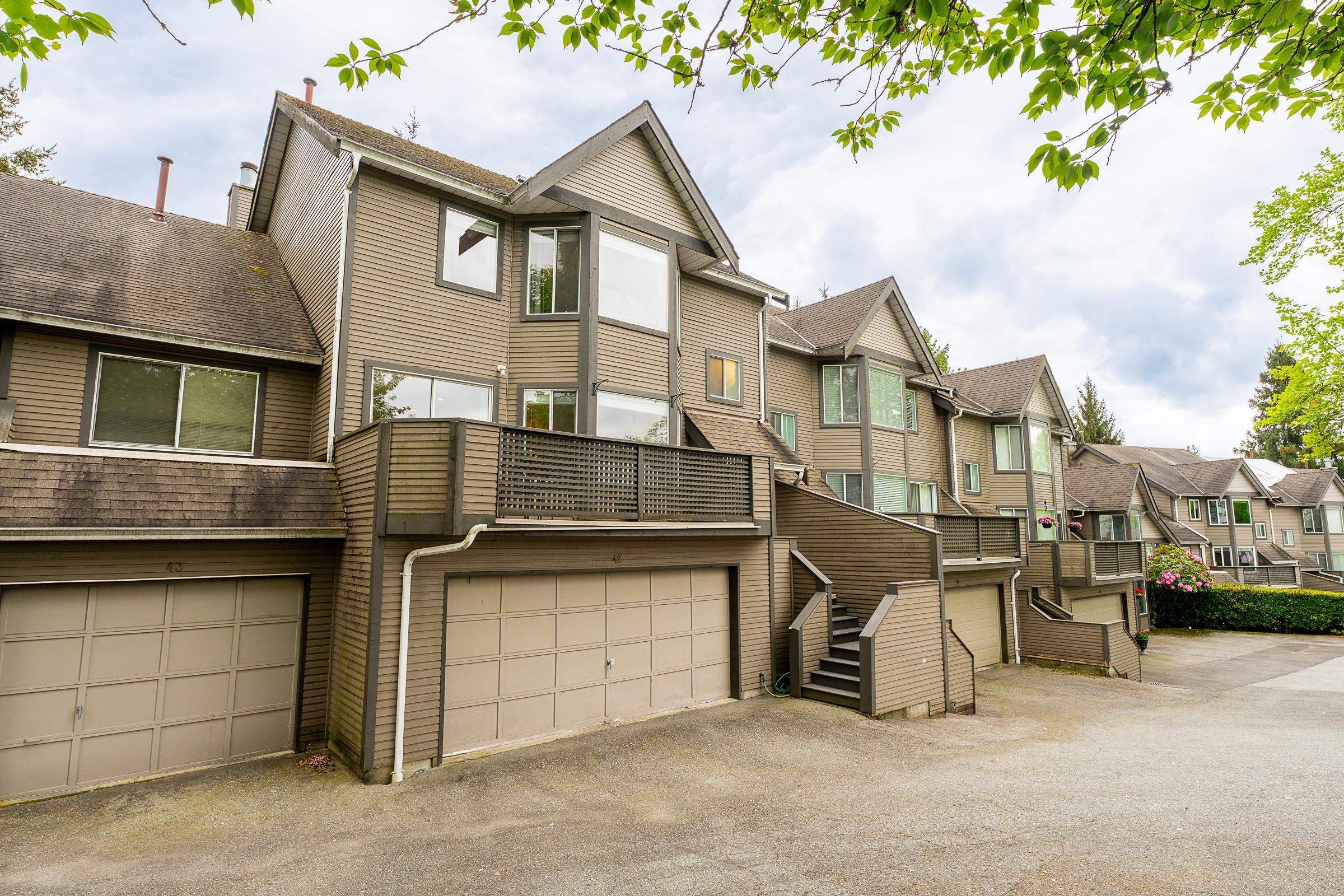 #42 1271 Lasalle Place - 32