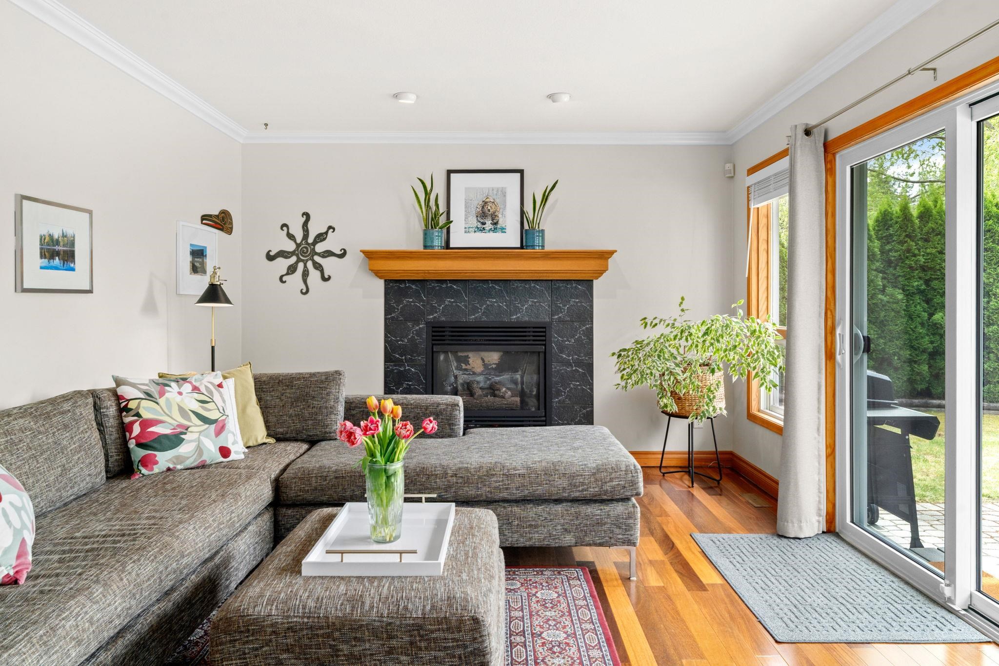 1070 Glacier View Drive - 6