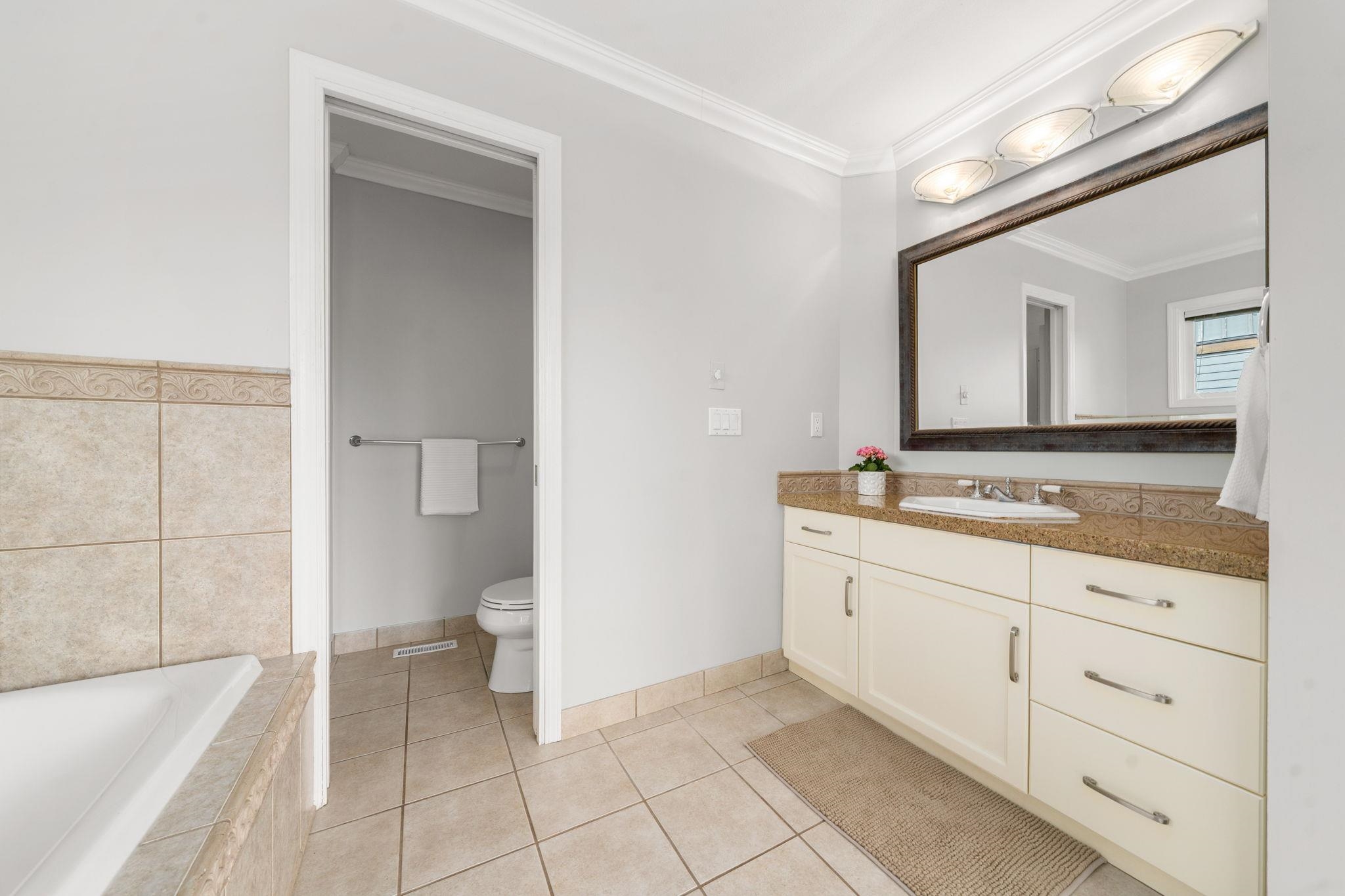 1070 Glacier View Drive - 32