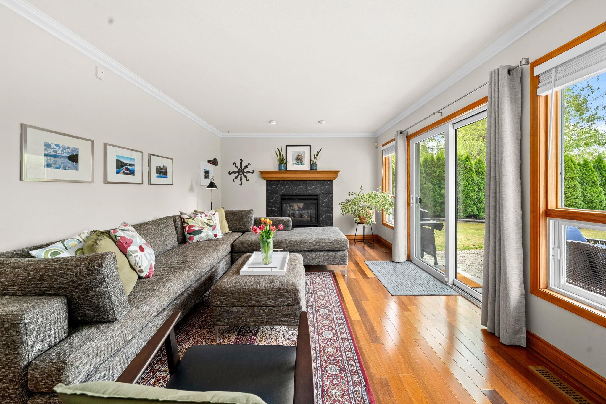 1070 Glacier View Drive - 19