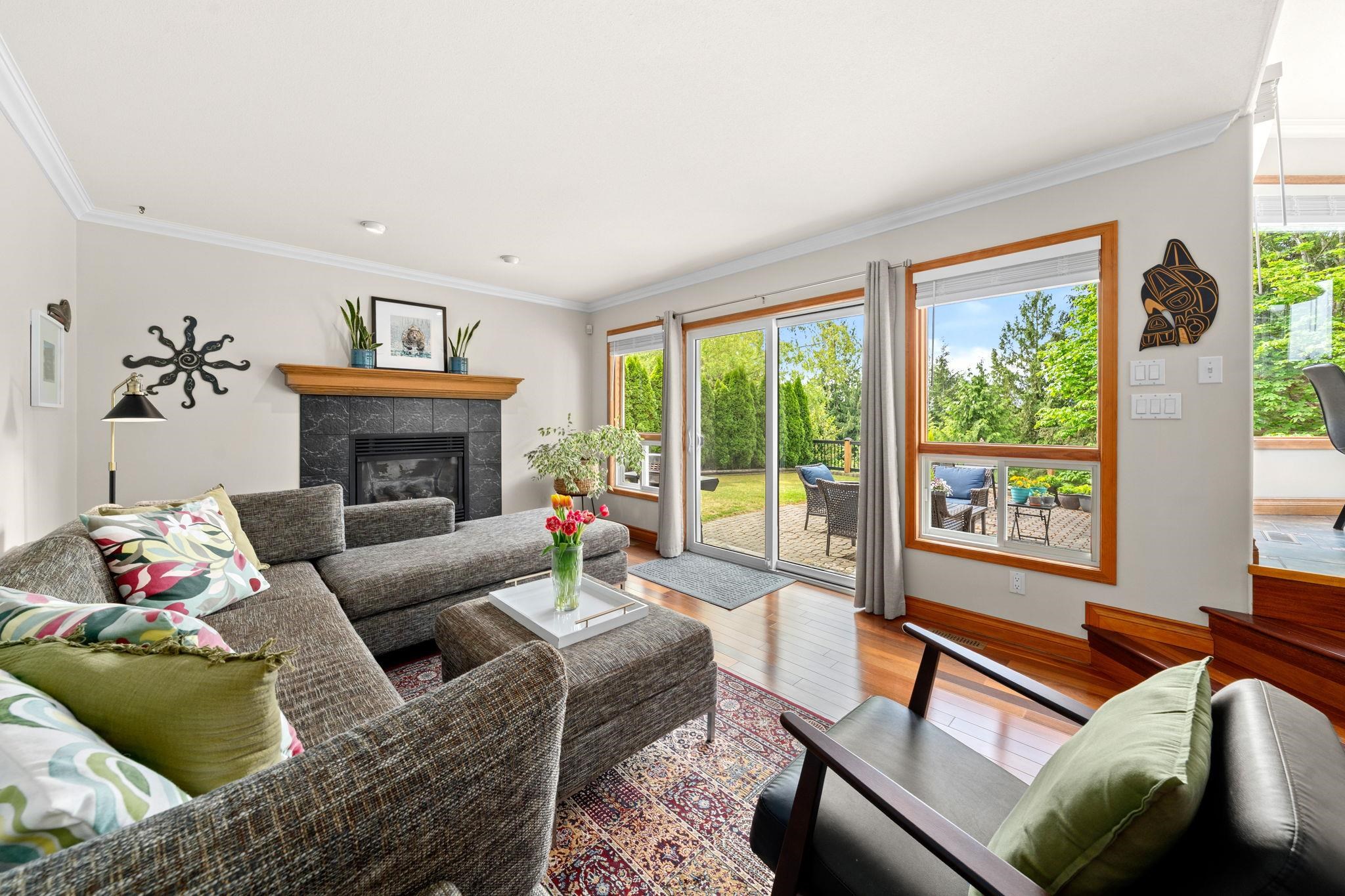 1070 Glacier View Drive - 8