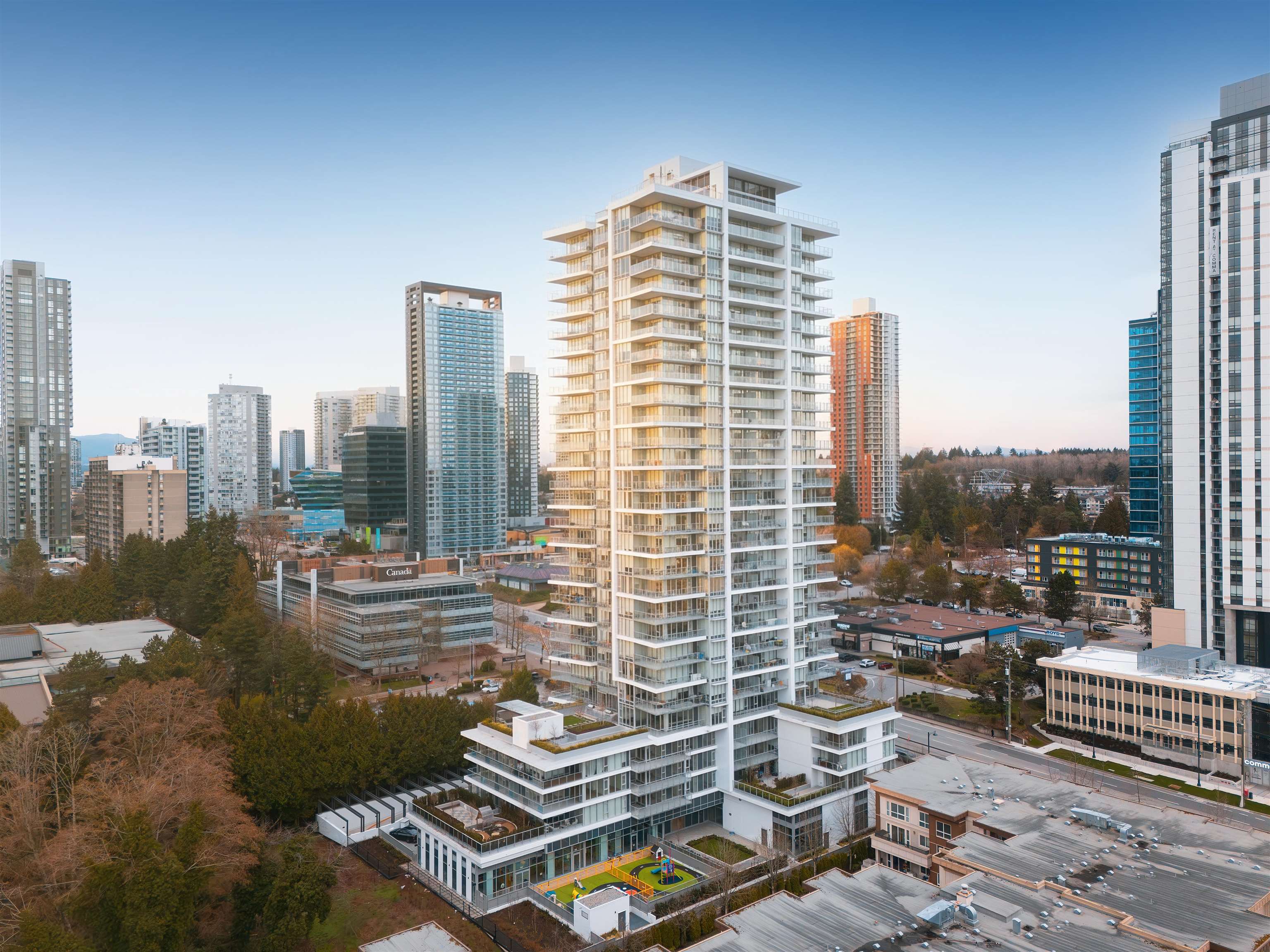 #305 9675 King George Boulevard - 1