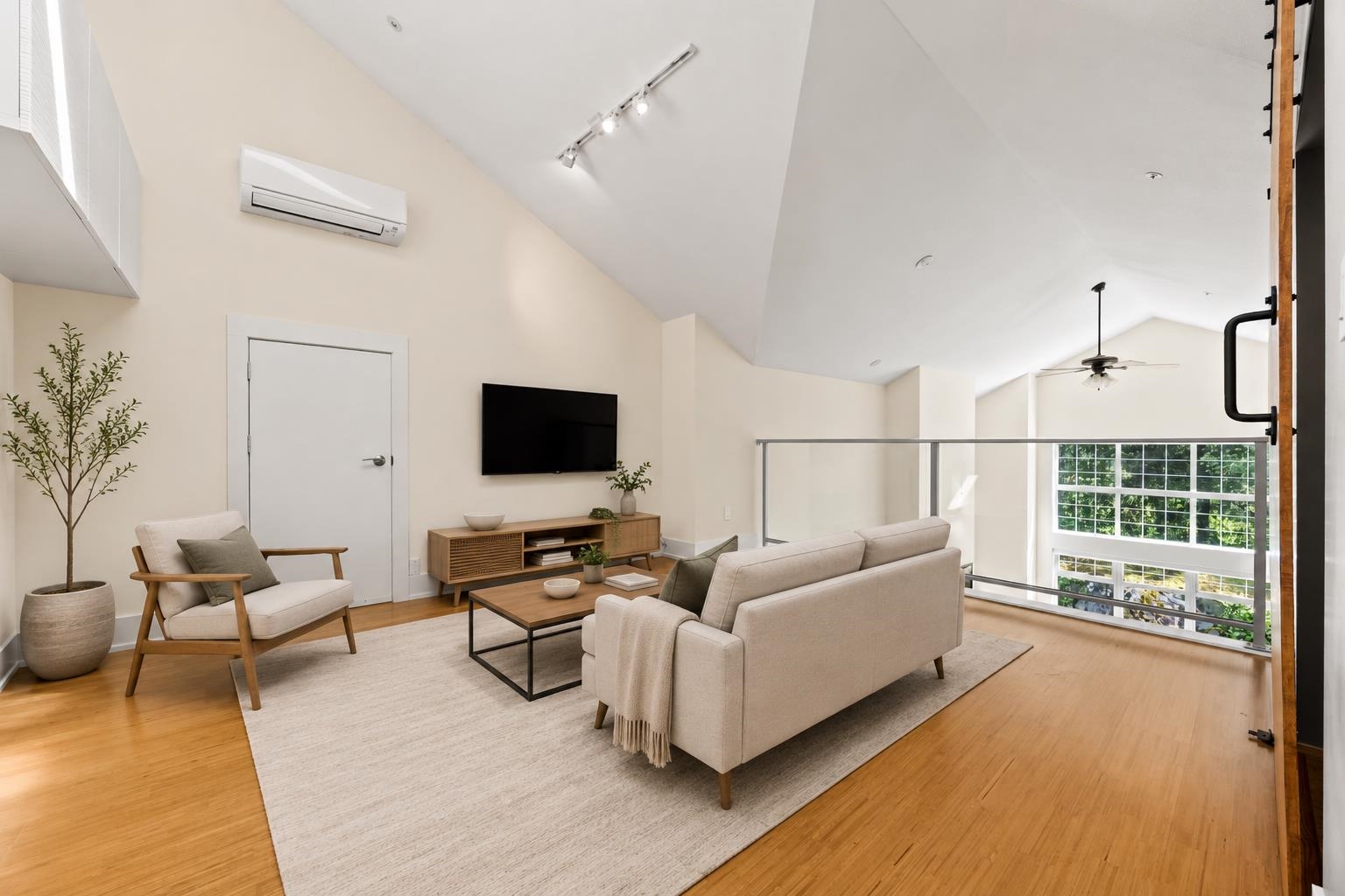 #306 1140 Strathaven Drive - 17