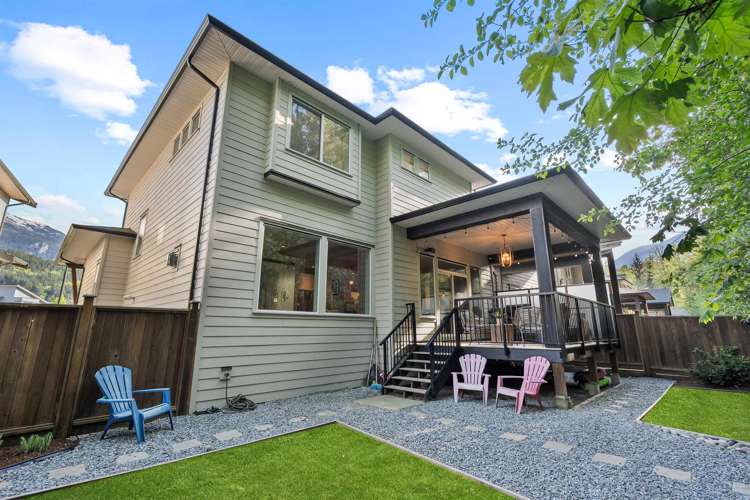 39355 Falcon Crescent - 35