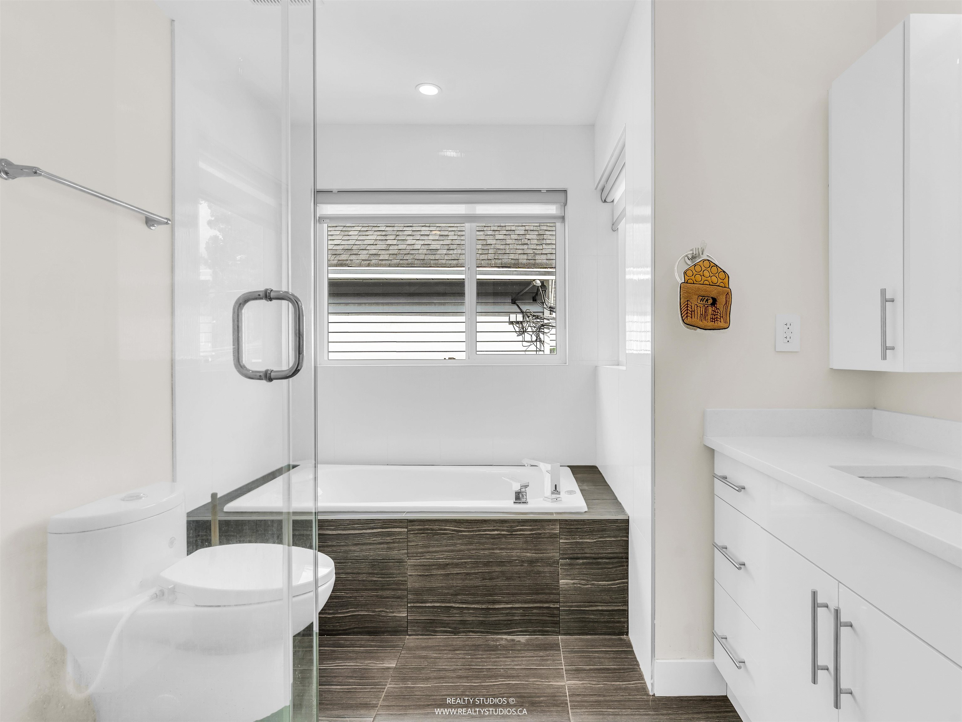 409 W Keith Road - 12