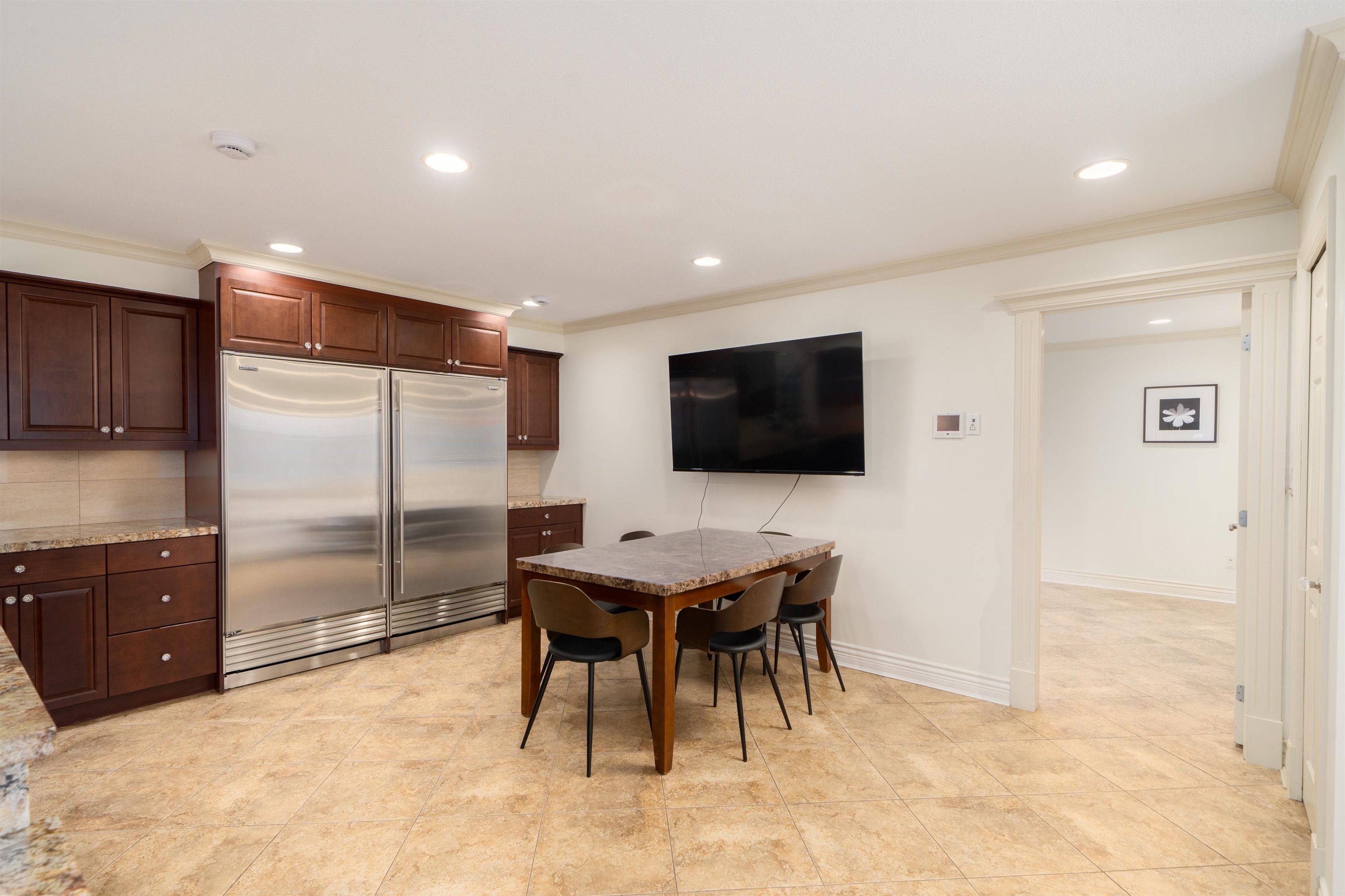 1393 Mathers Avenue - 12