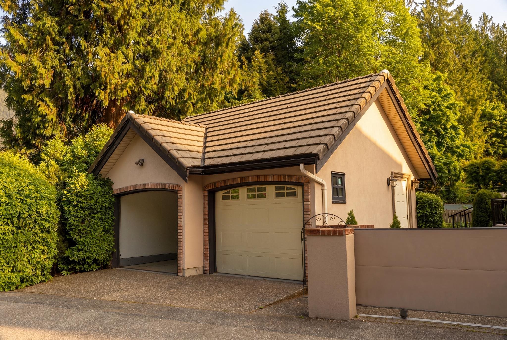 1134 Montroyal Boulevard - 39