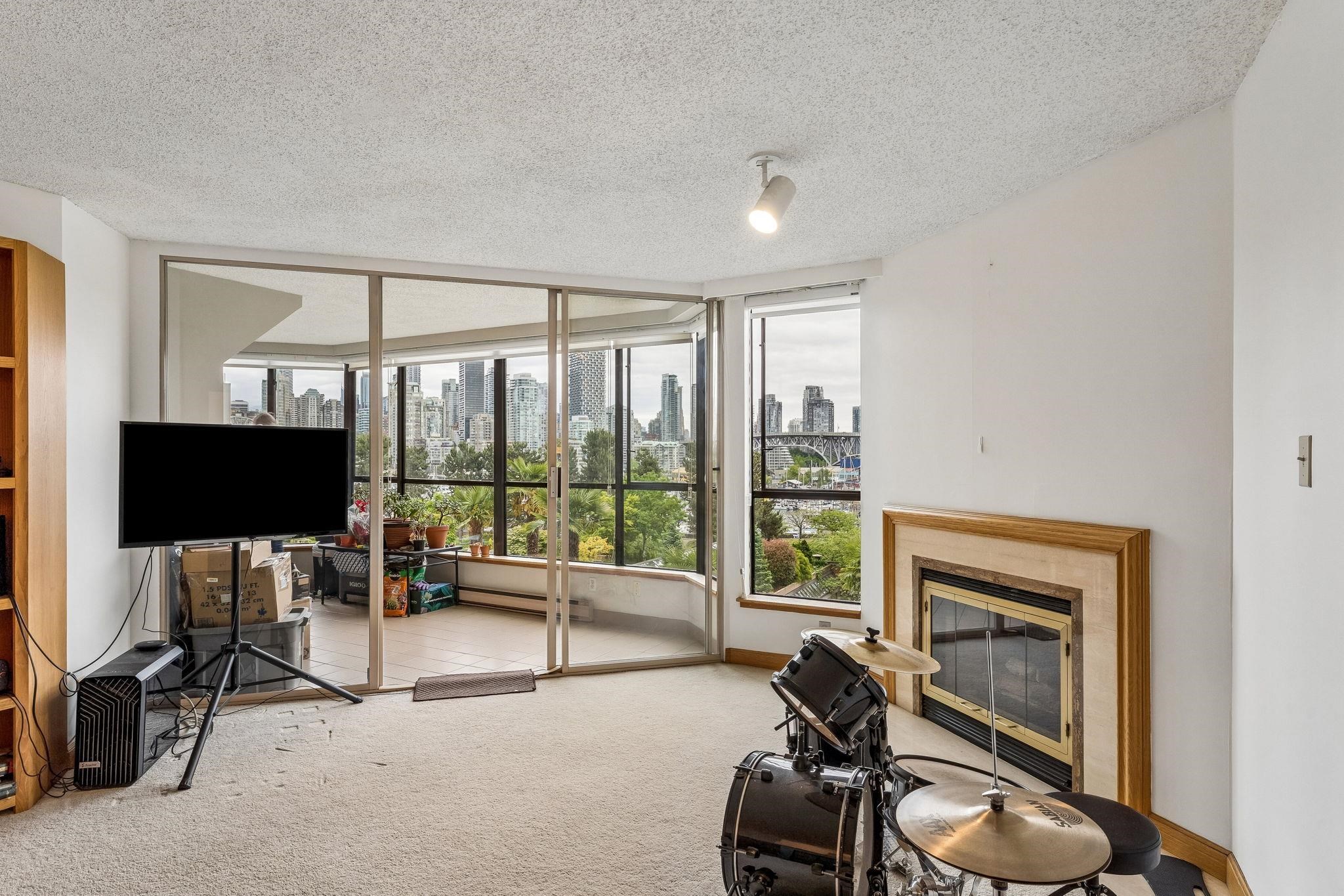 #404 1470 Pennyfarthing Drive - 11