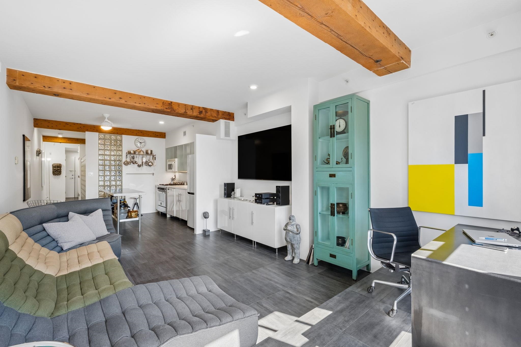 #308 1275 Hamilton Street - 5