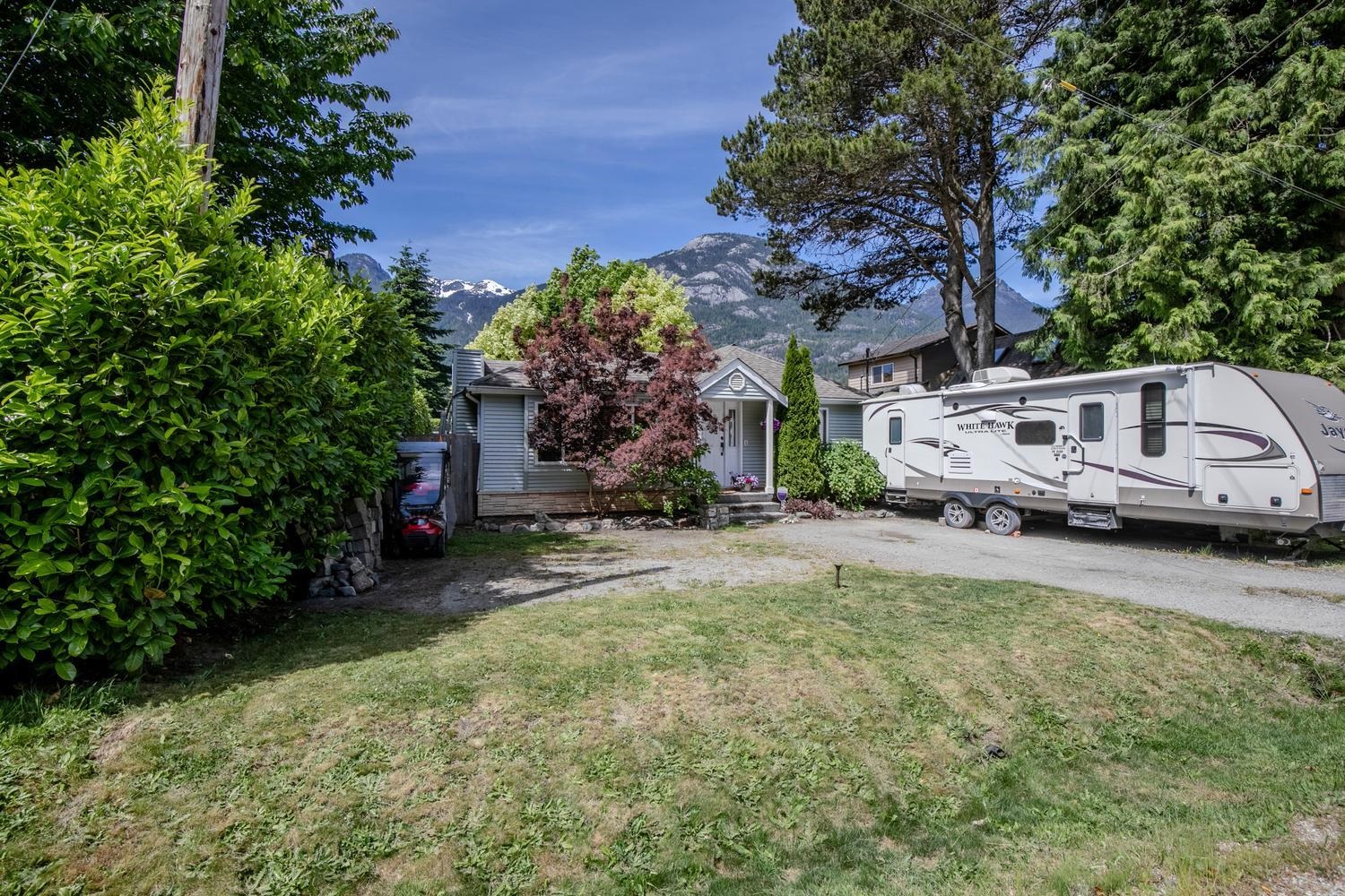 38807 Britannia Avenue - 1