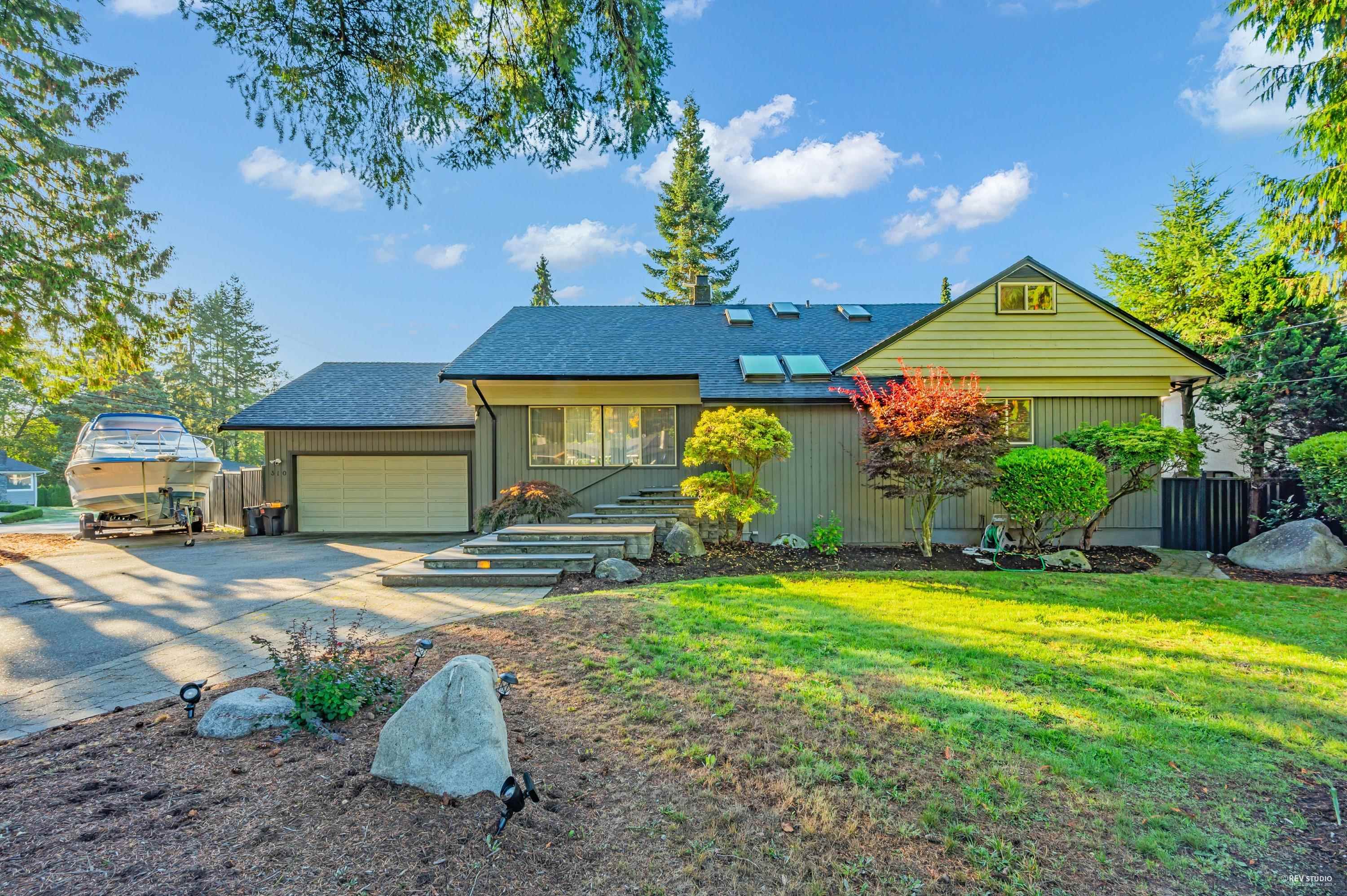 310 Macbeth Crescent - 1