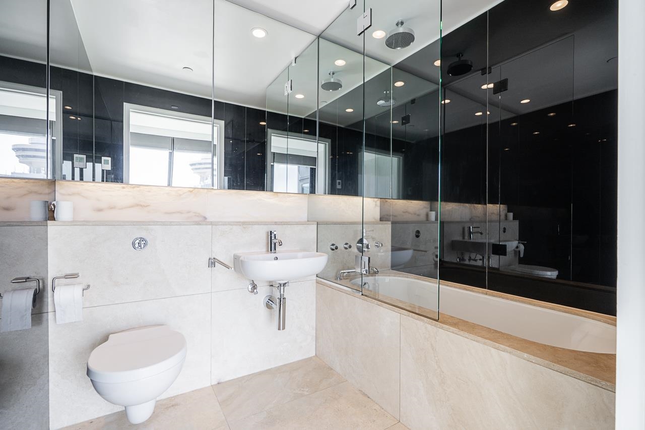 #2902 838 W Hastings Street - 14