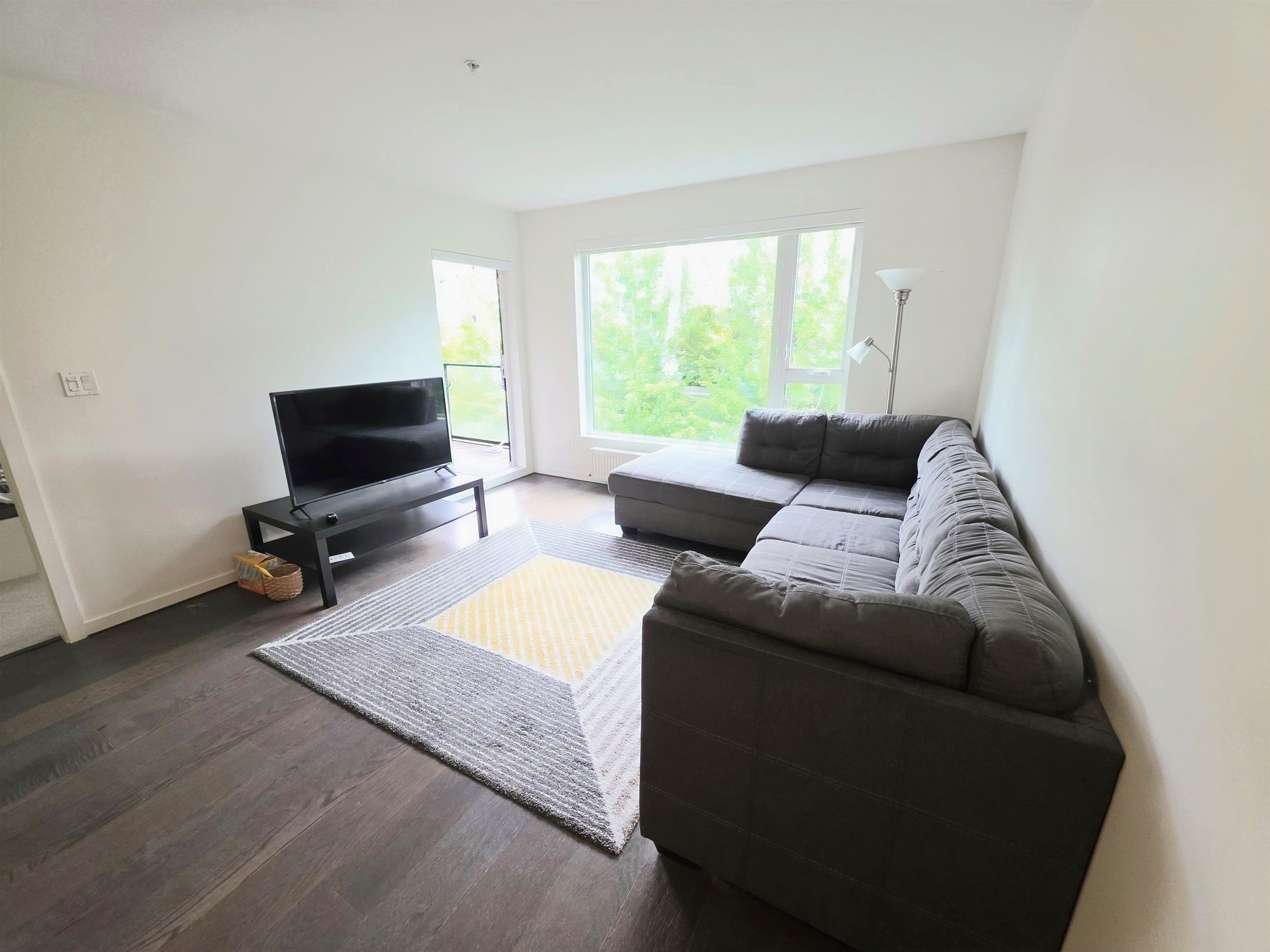 #616 5955 Birney Avenue - 5