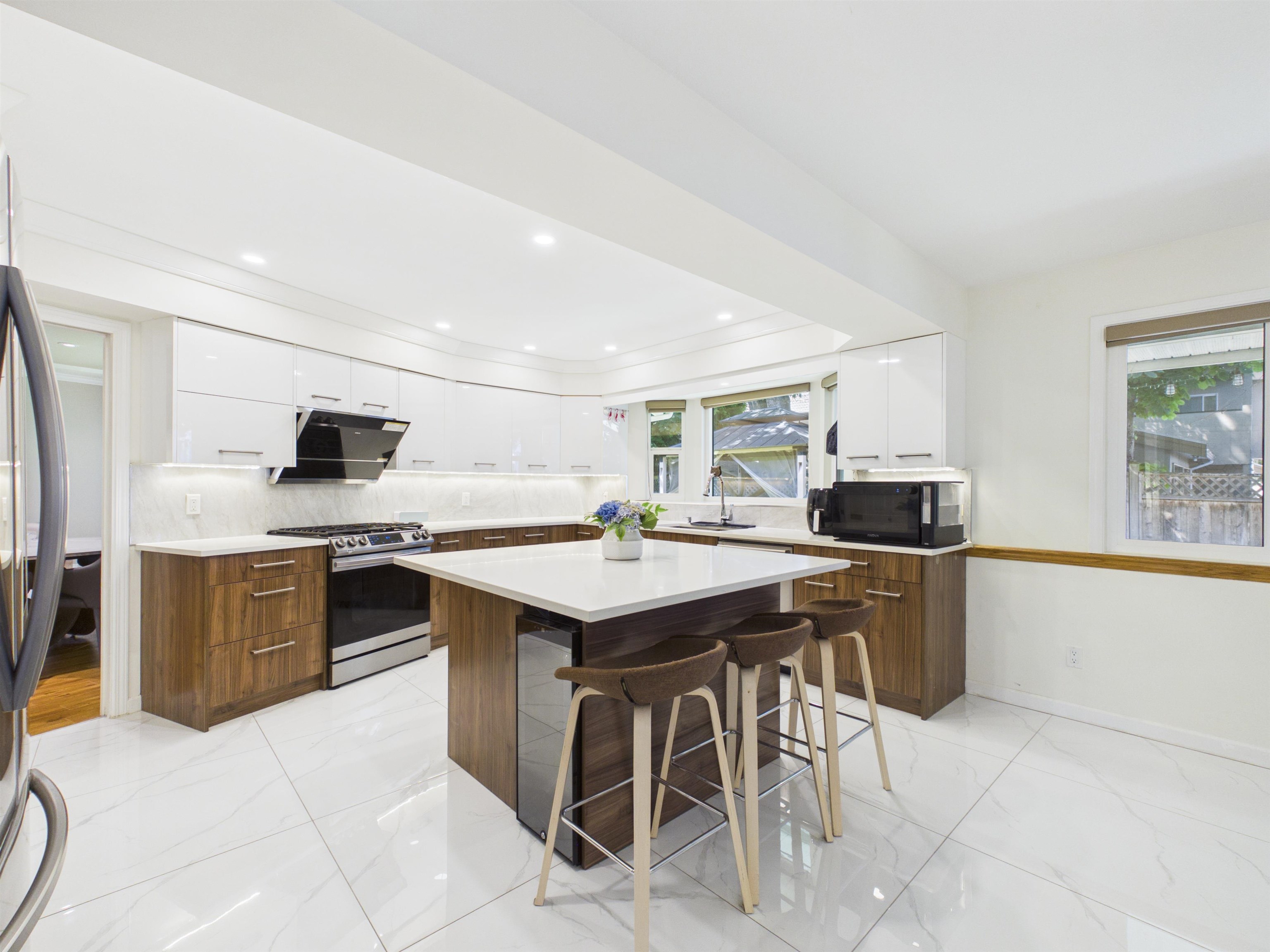 6031 Livingstone Place - 9