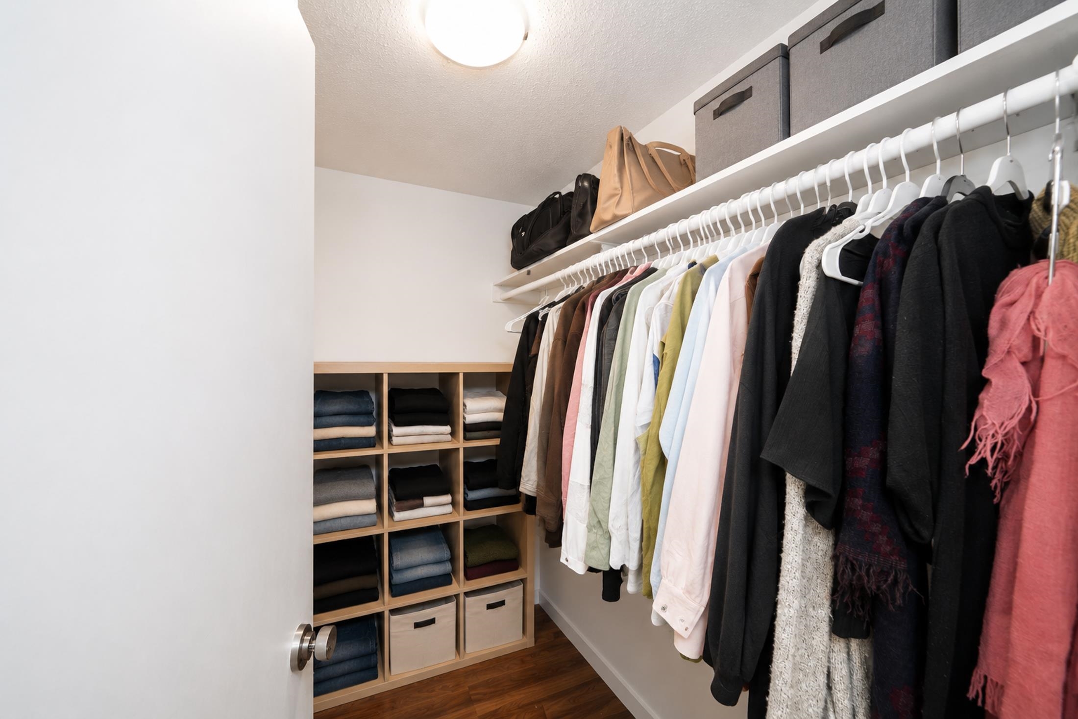 #1405 909 Mainland Street - 17