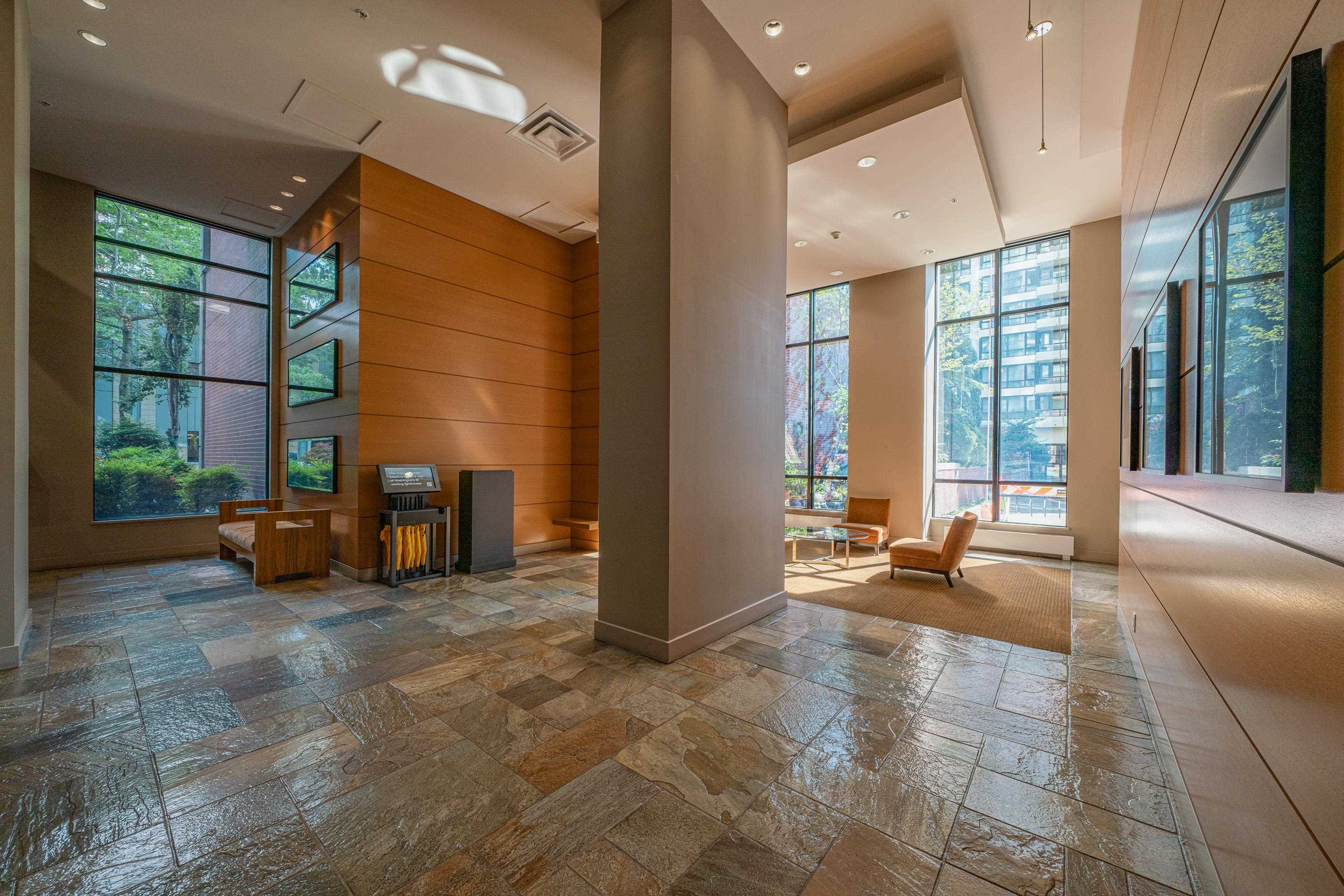 #1405 909 Mainland Street - 20