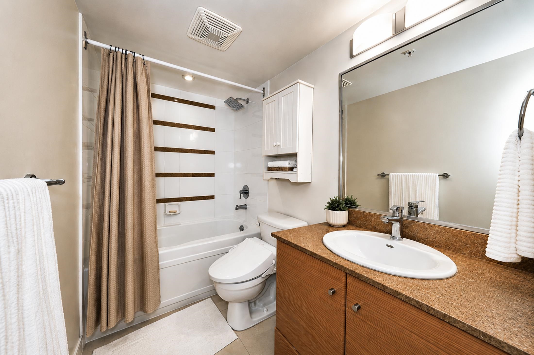 #1405 909 Mainland Street - 14