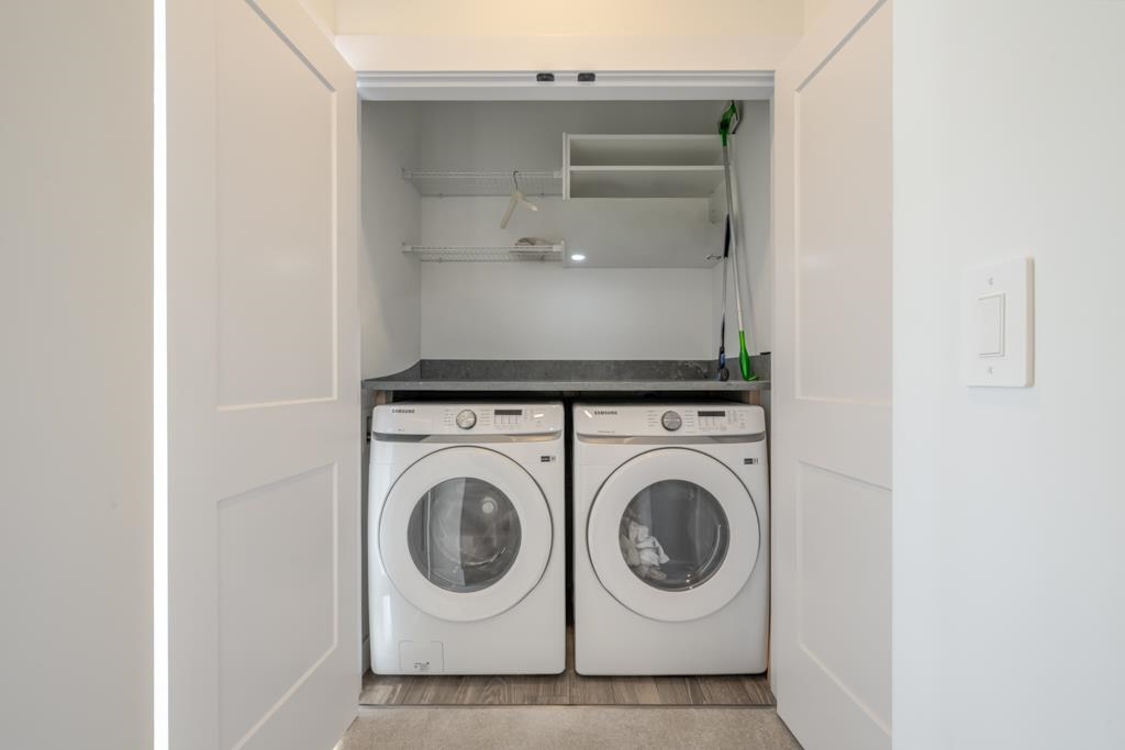 #35 2774 Montrose Avenue - 14