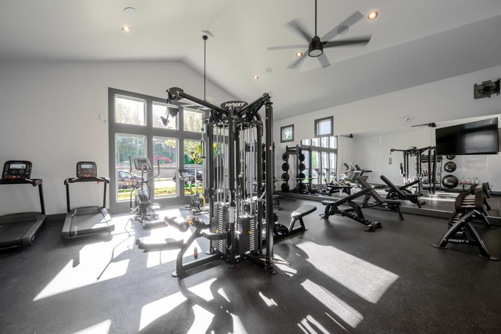 #35 2774 Montrose Avenue - 35