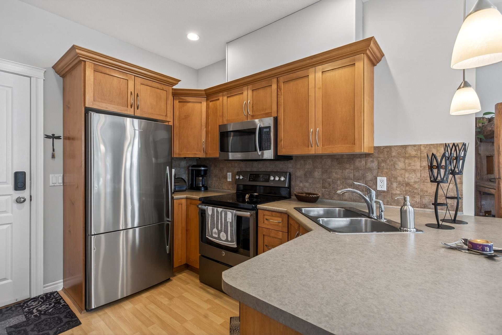 #202 2655 Mary Hill Road - 5