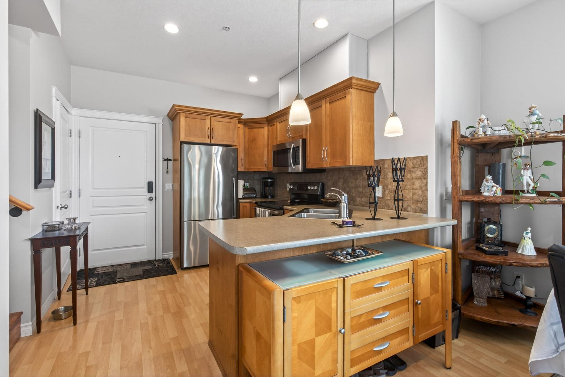 #202 2655 Mary Hill Road - 4