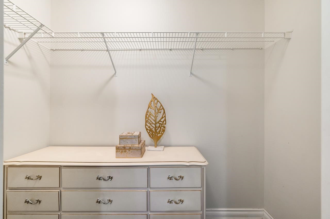 #105 988 W 54th Avenue - 15