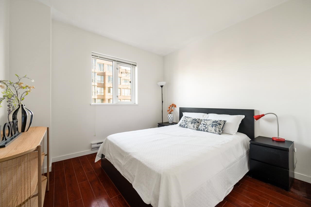 #1104 6133 Buswell Street - 16