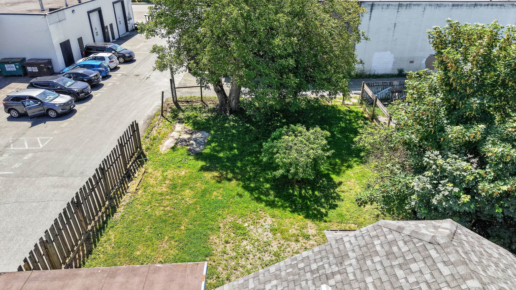 45948 Chesterfield Avenue - 29
