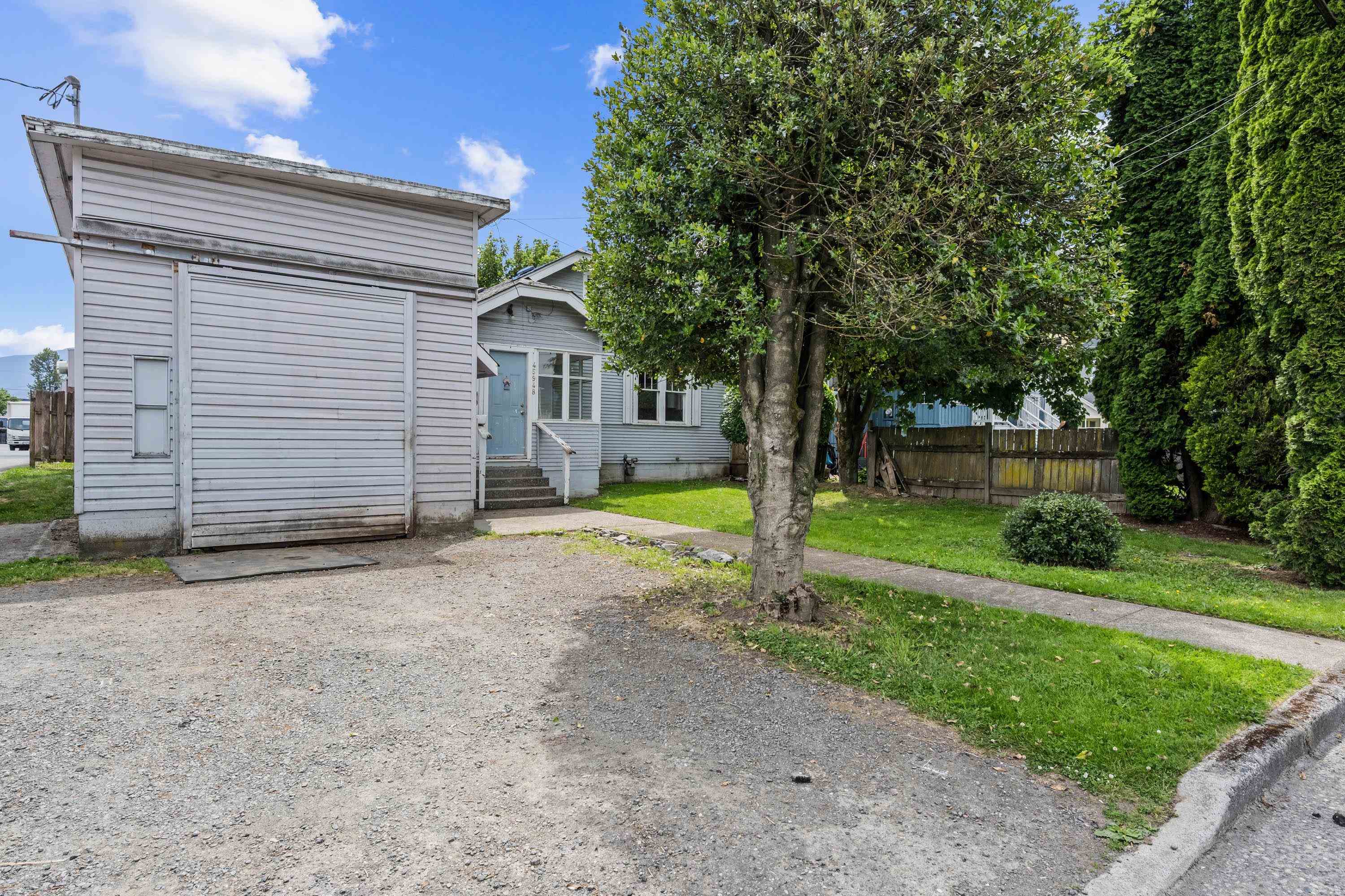 45948 Chesterfield Avenue - 8