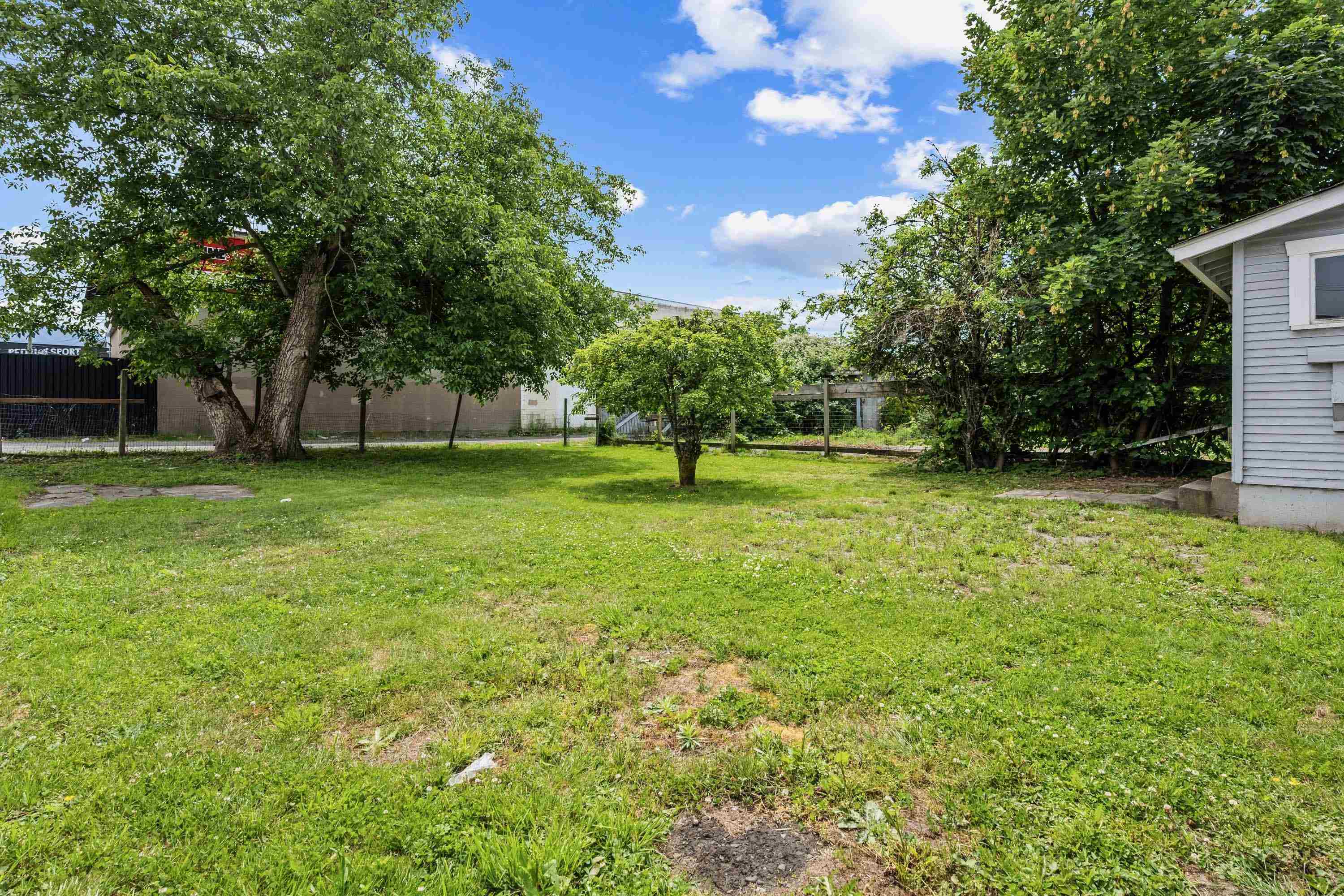 45948 Chesterfield Avenue - 25