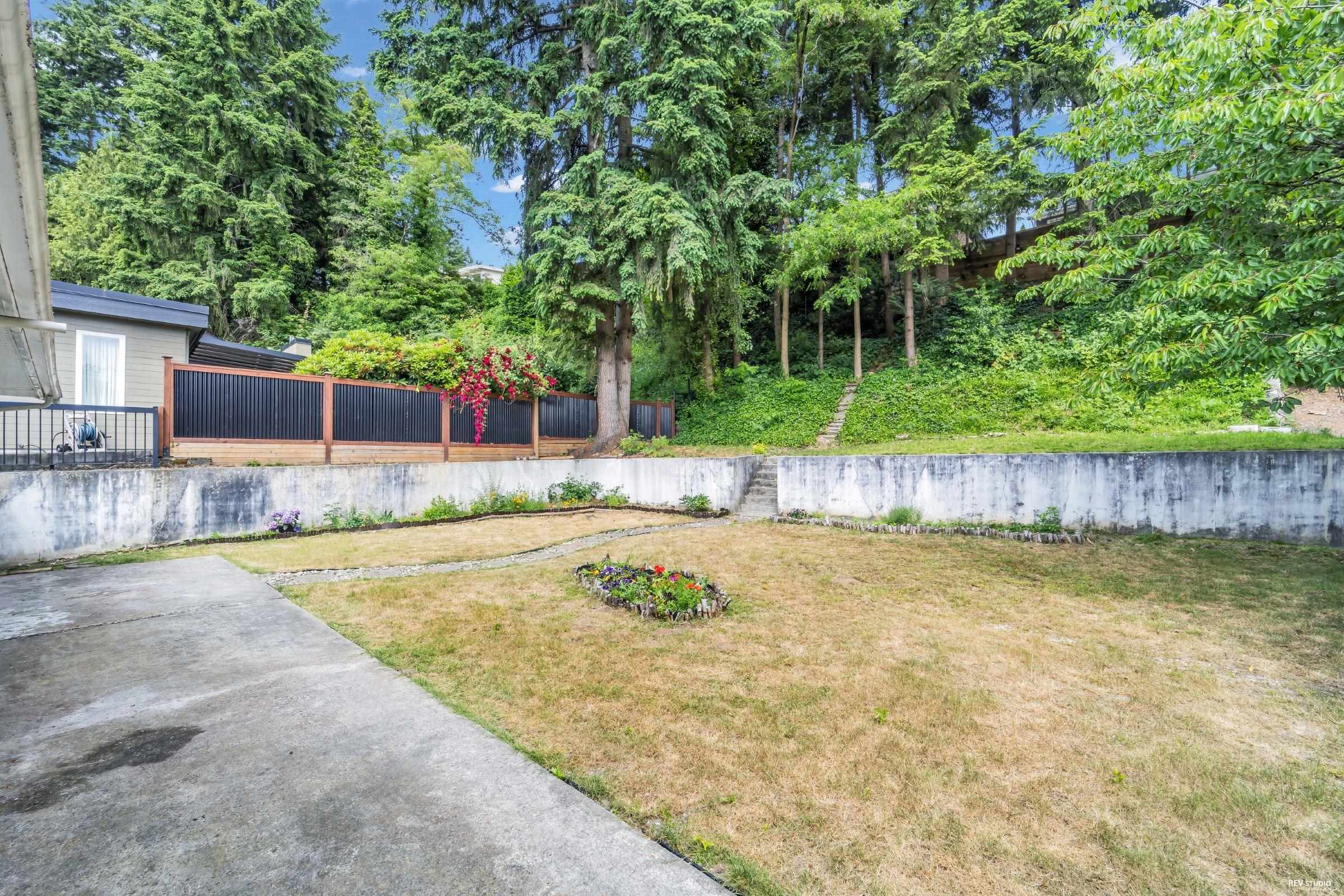 2519 Penshurst Court - 34