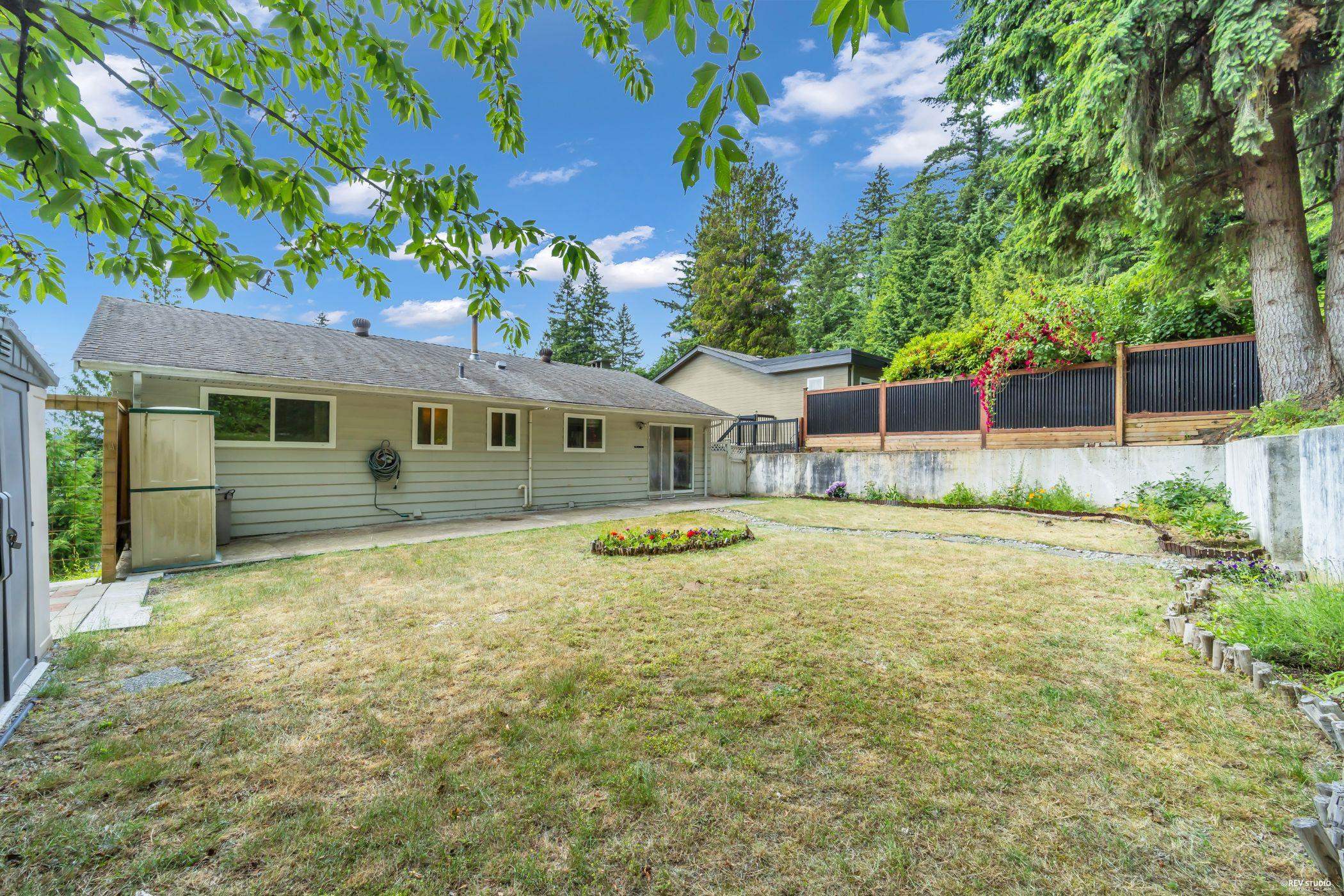 2519 Penshurst Court - 35