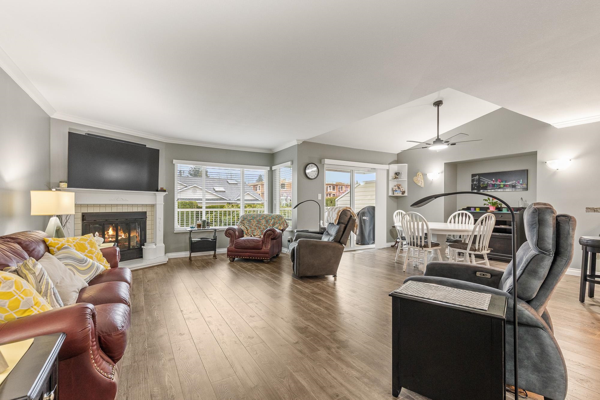 #19 3054 Trafalgar Street - 9