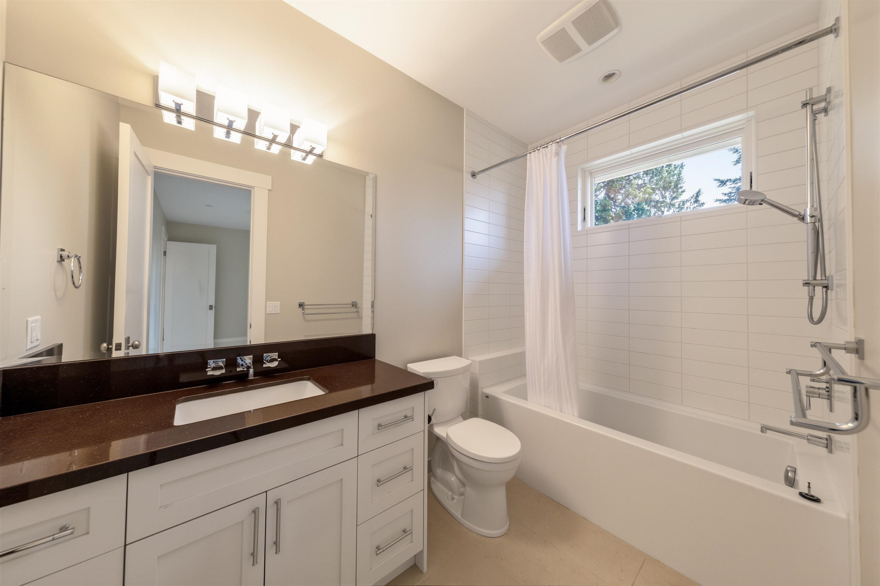 2645 Rosebery Avenue - 22