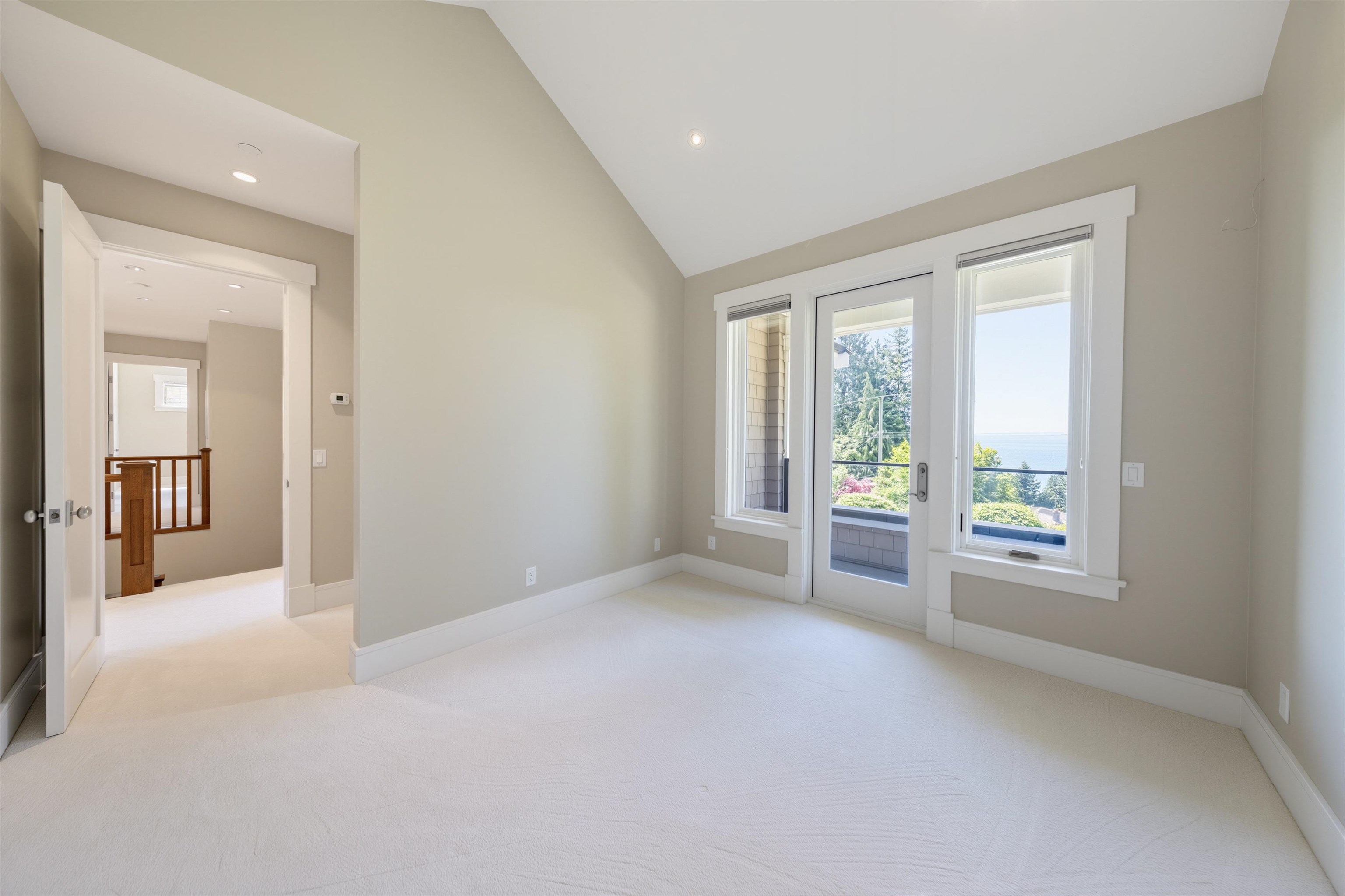 2645 Rosebery Avenue - 28