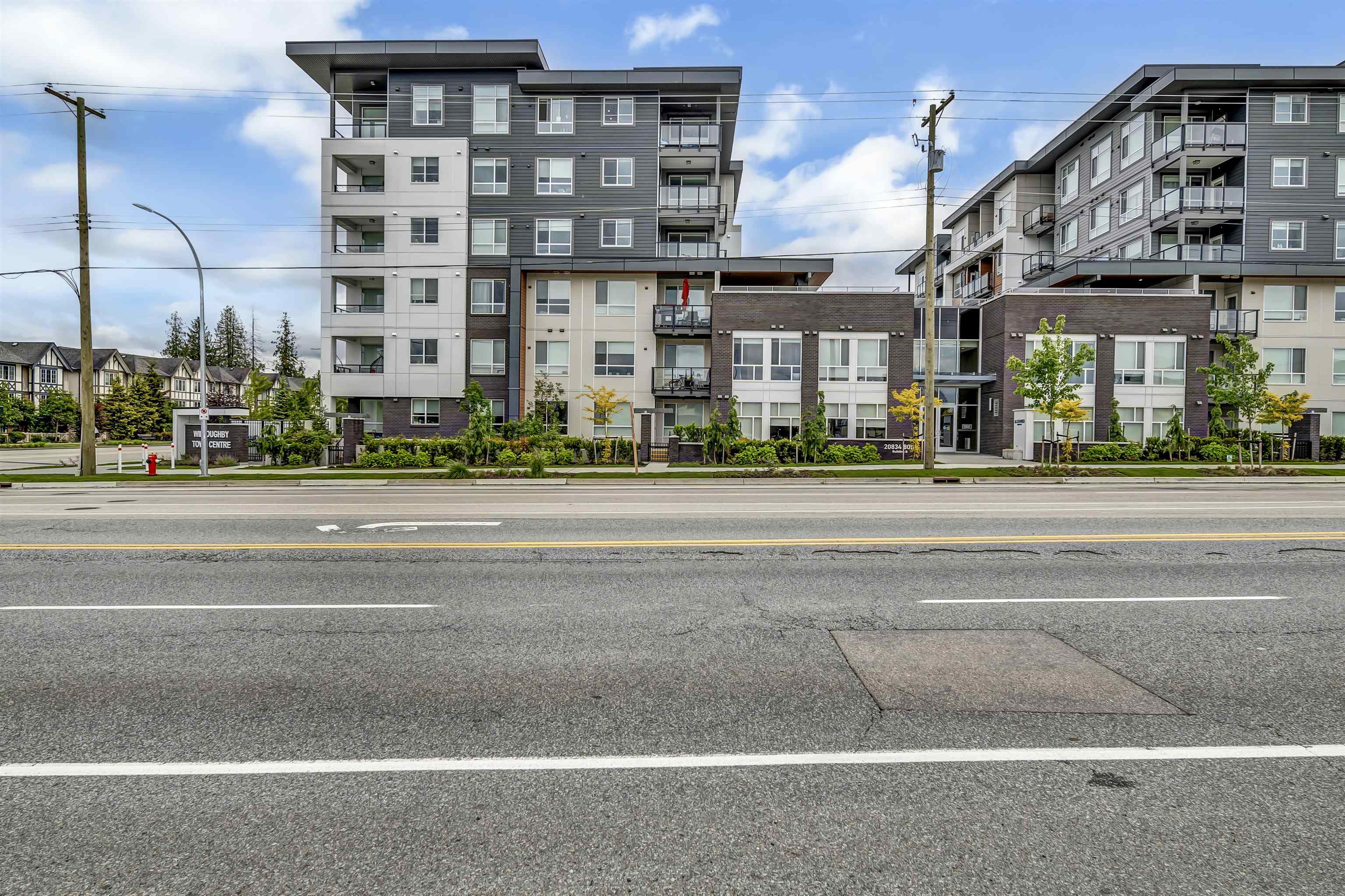 #B208 20834 80 Avenue - 30
