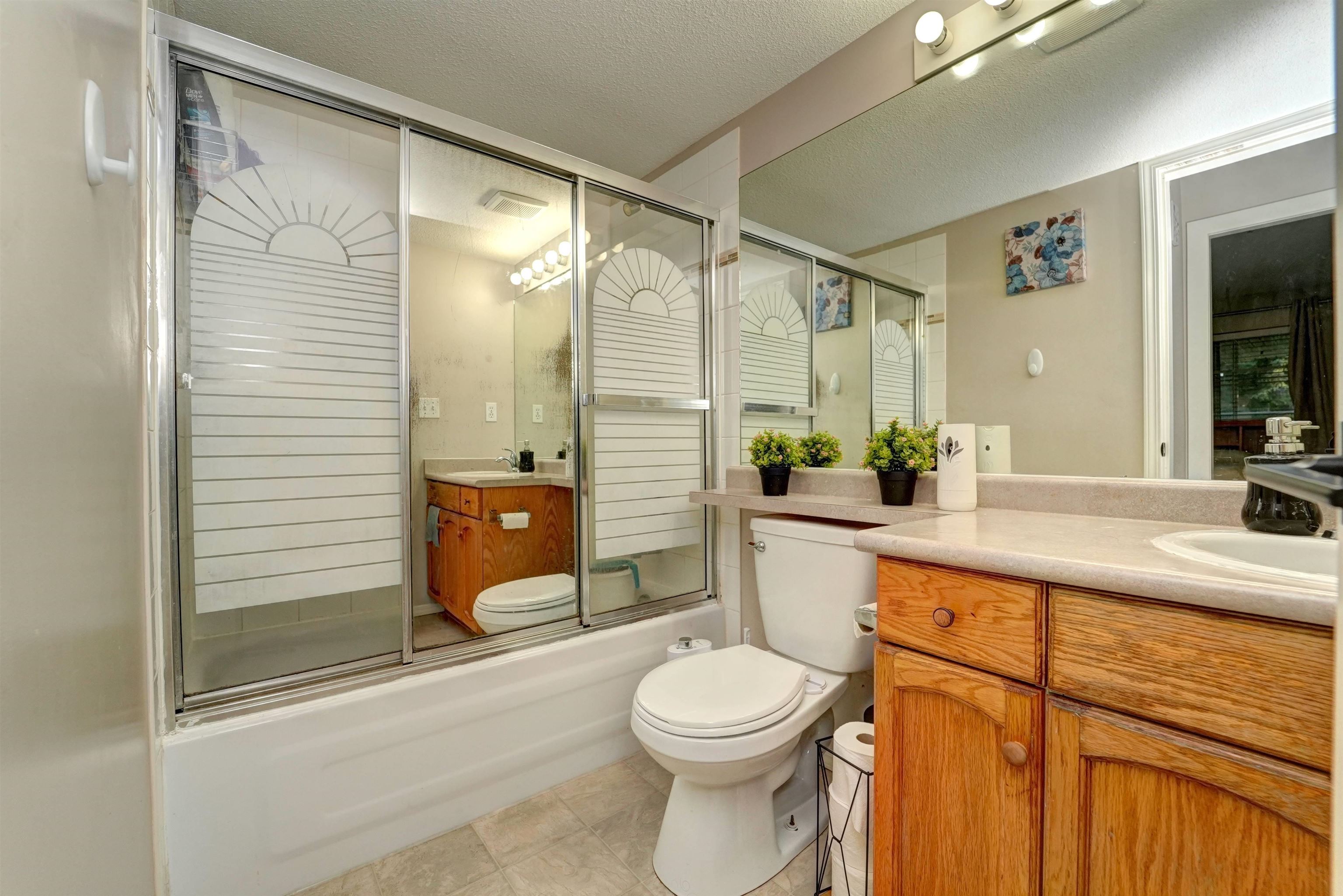 #116 2964 Trethewey Street - 26