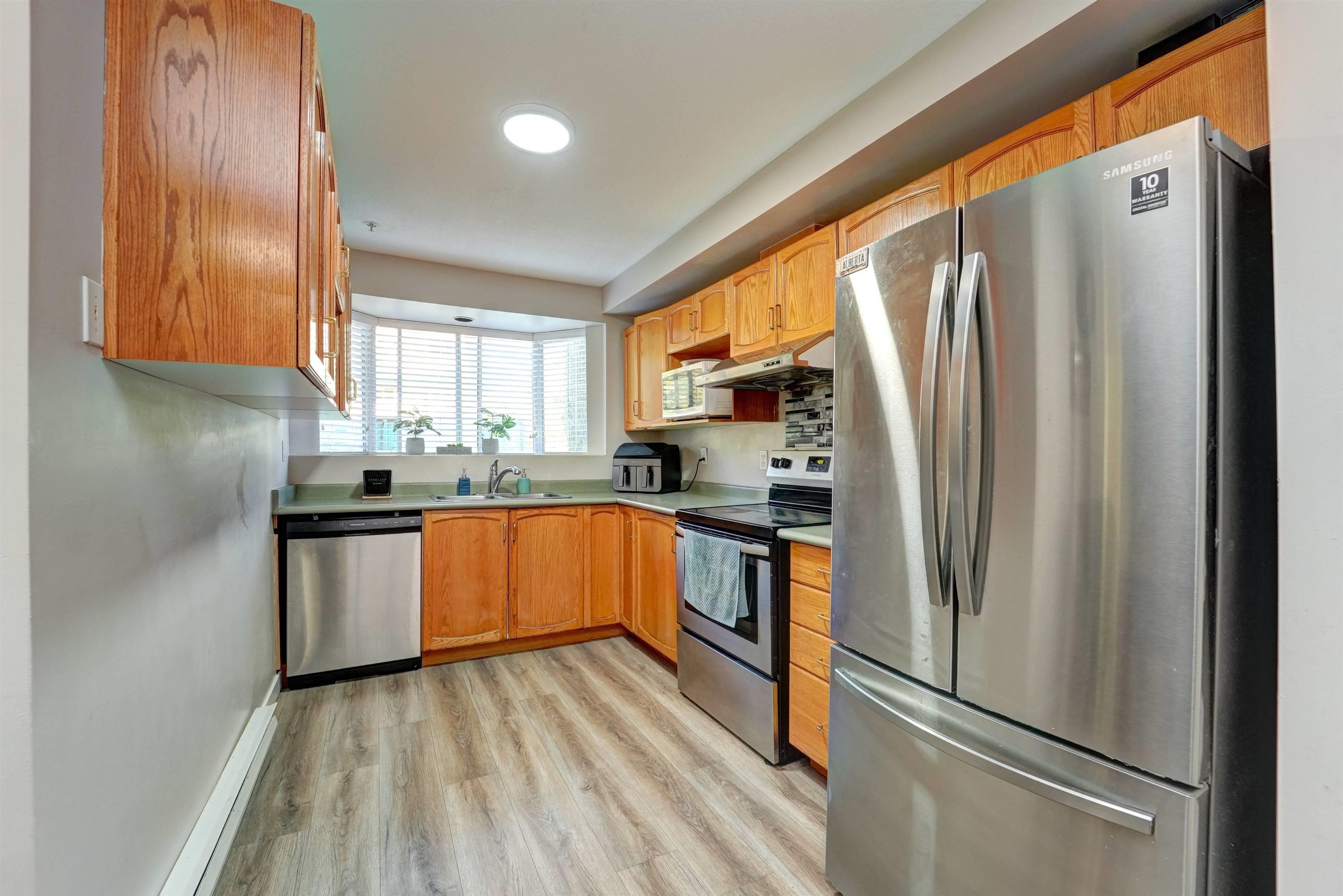 #116 2964 Trethewey Street - 9