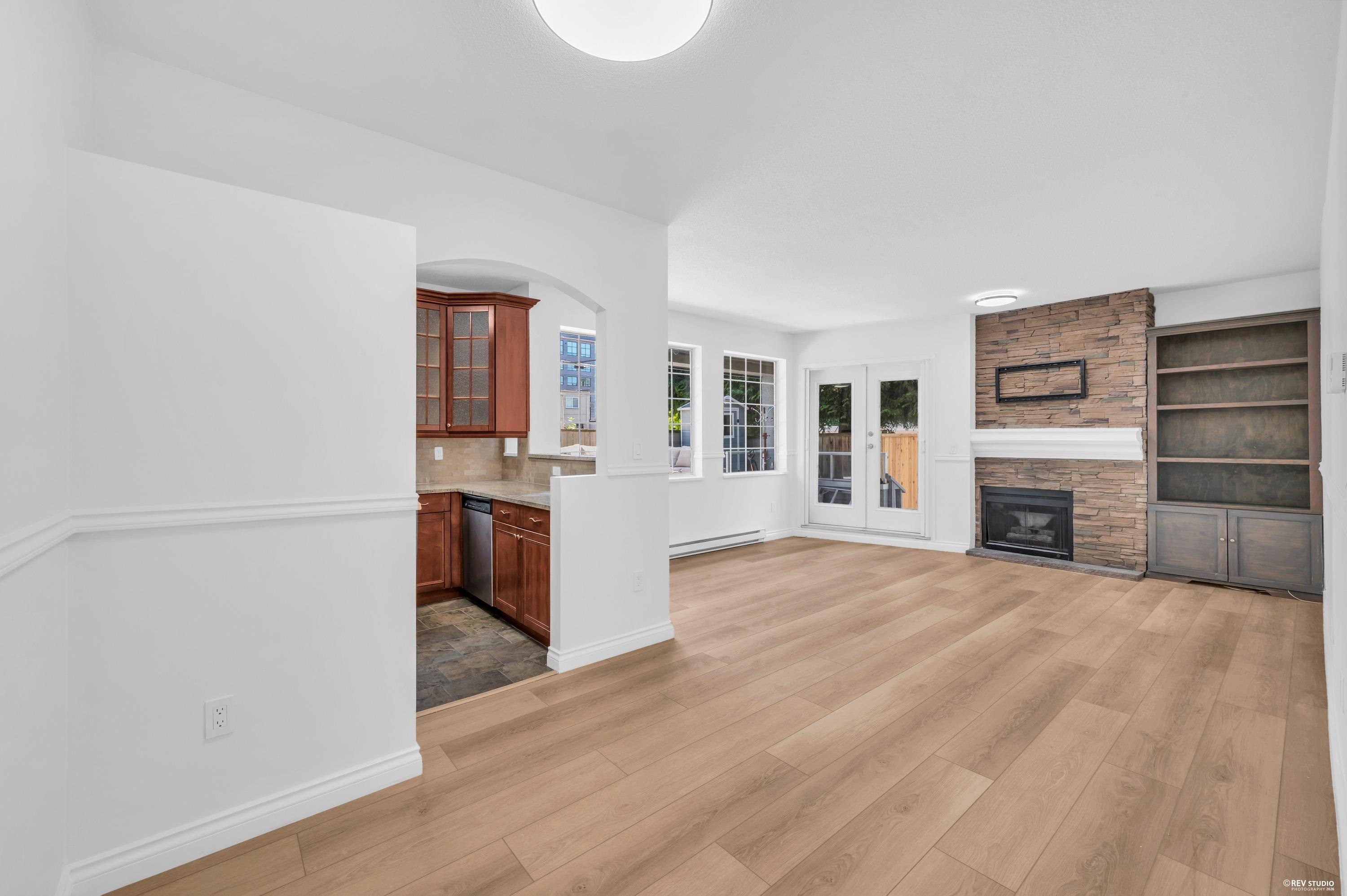 #110 125 W 18th Street - 12