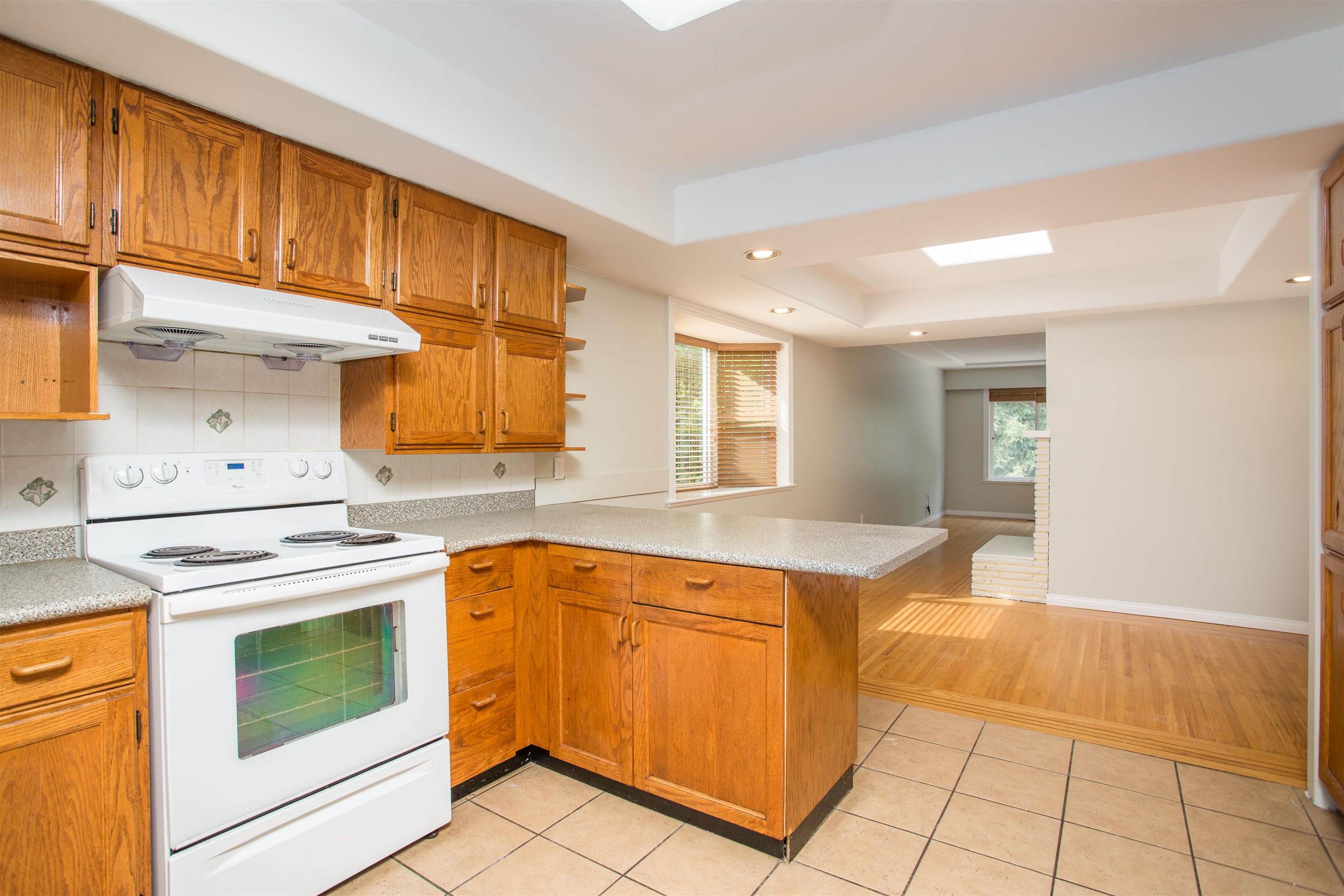 2536 E 29th Avenue - 11