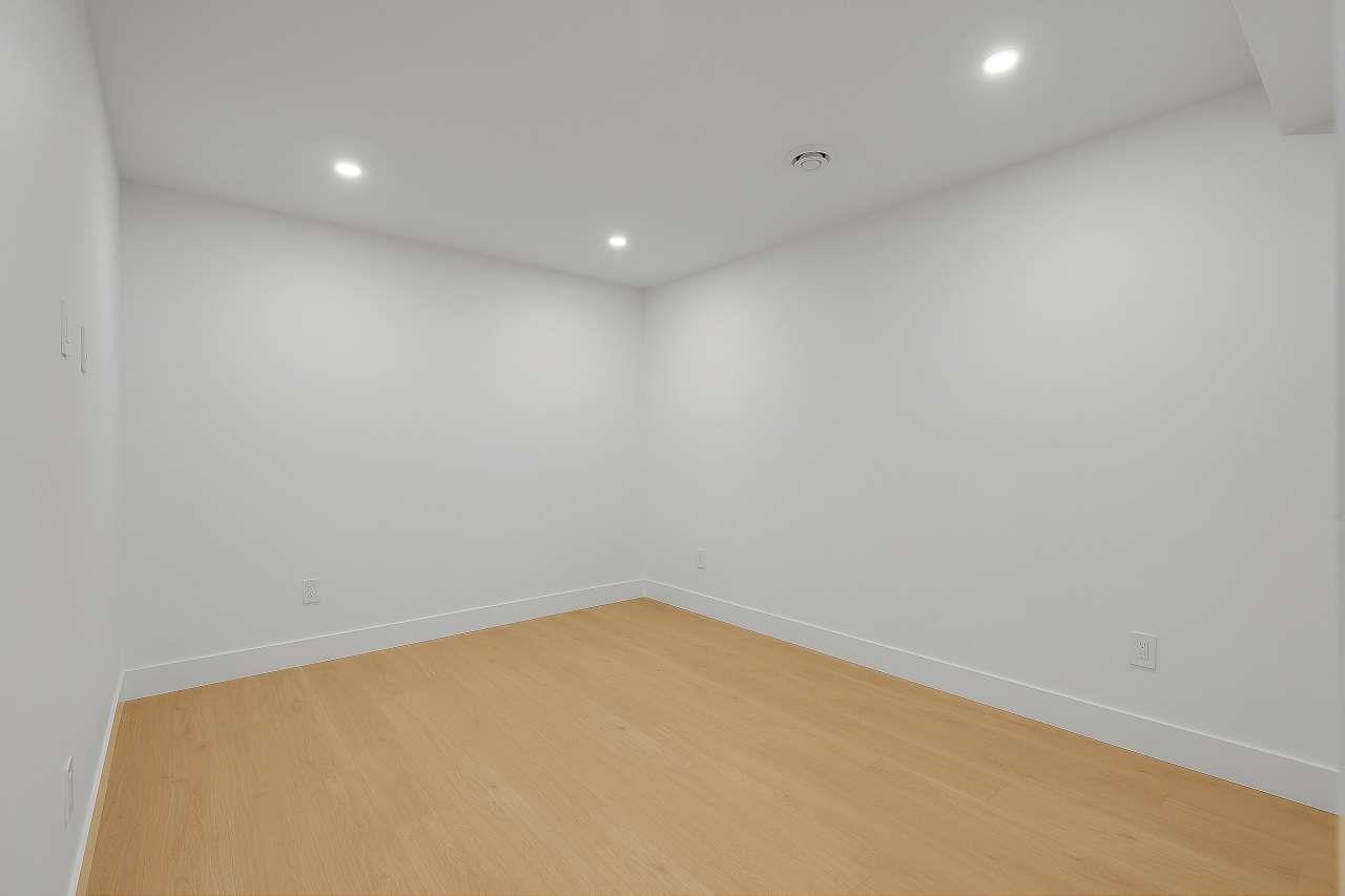 8549 111 Street - 26