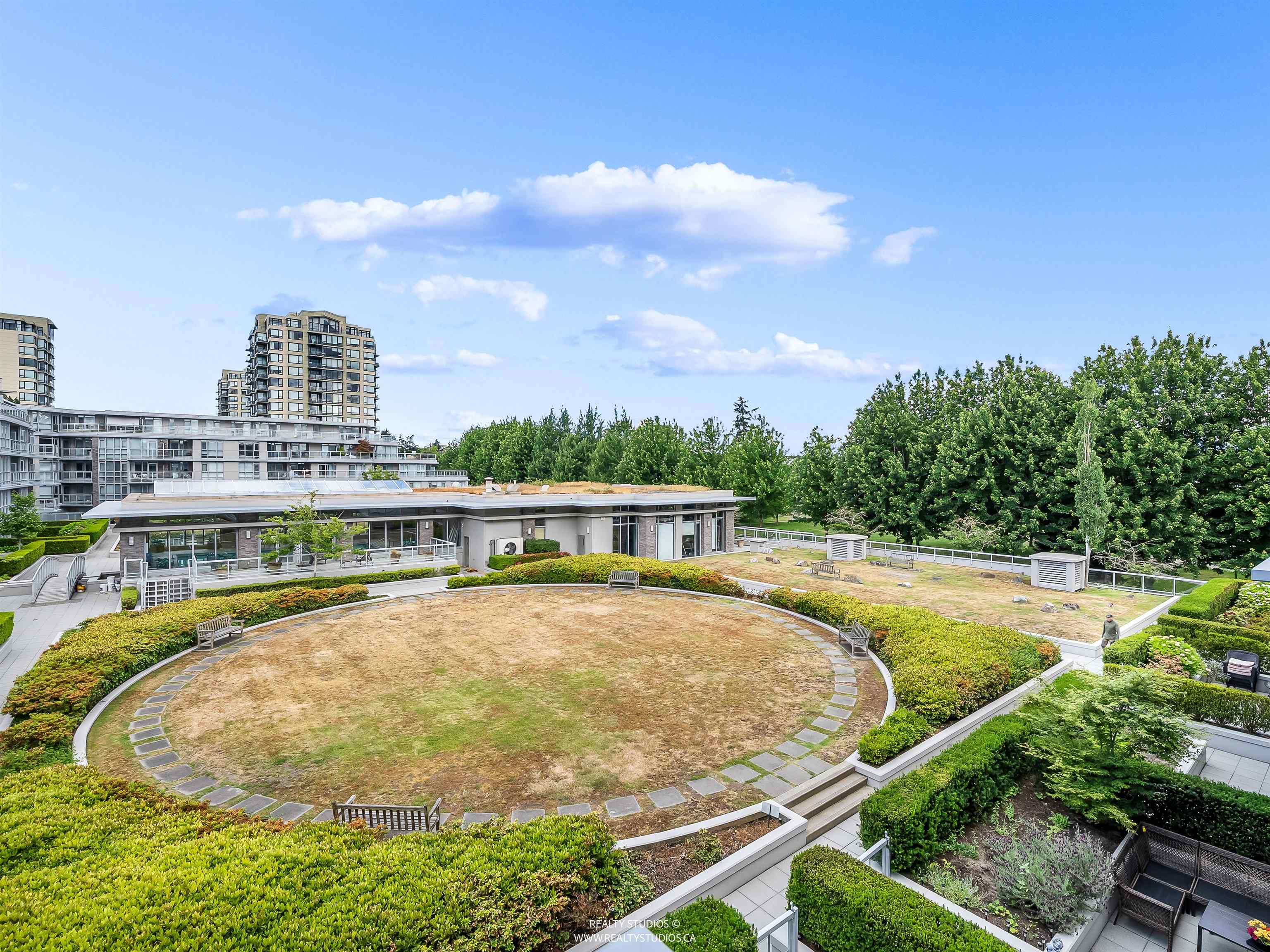 #313 9373 Hemlock Drive - 12