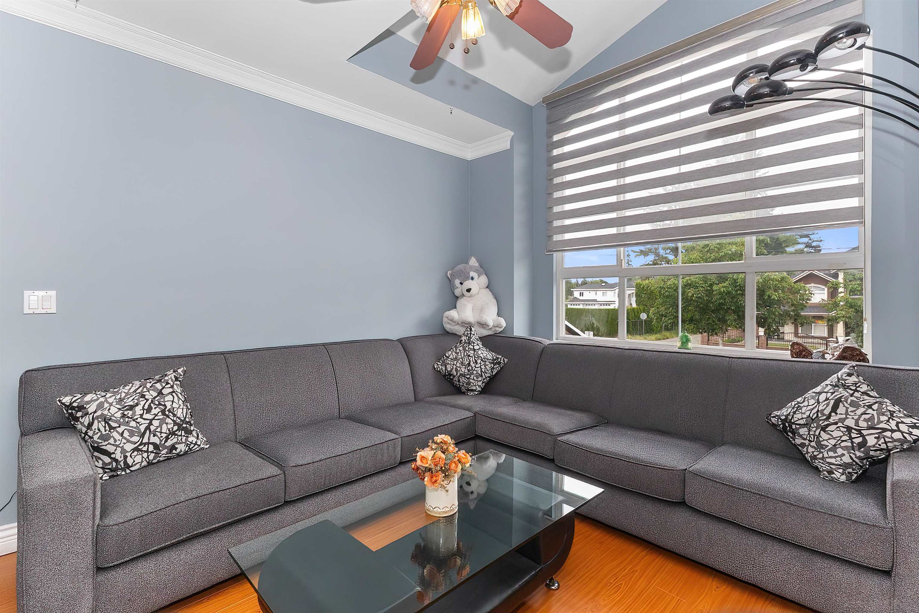 6919 128 Street - 8