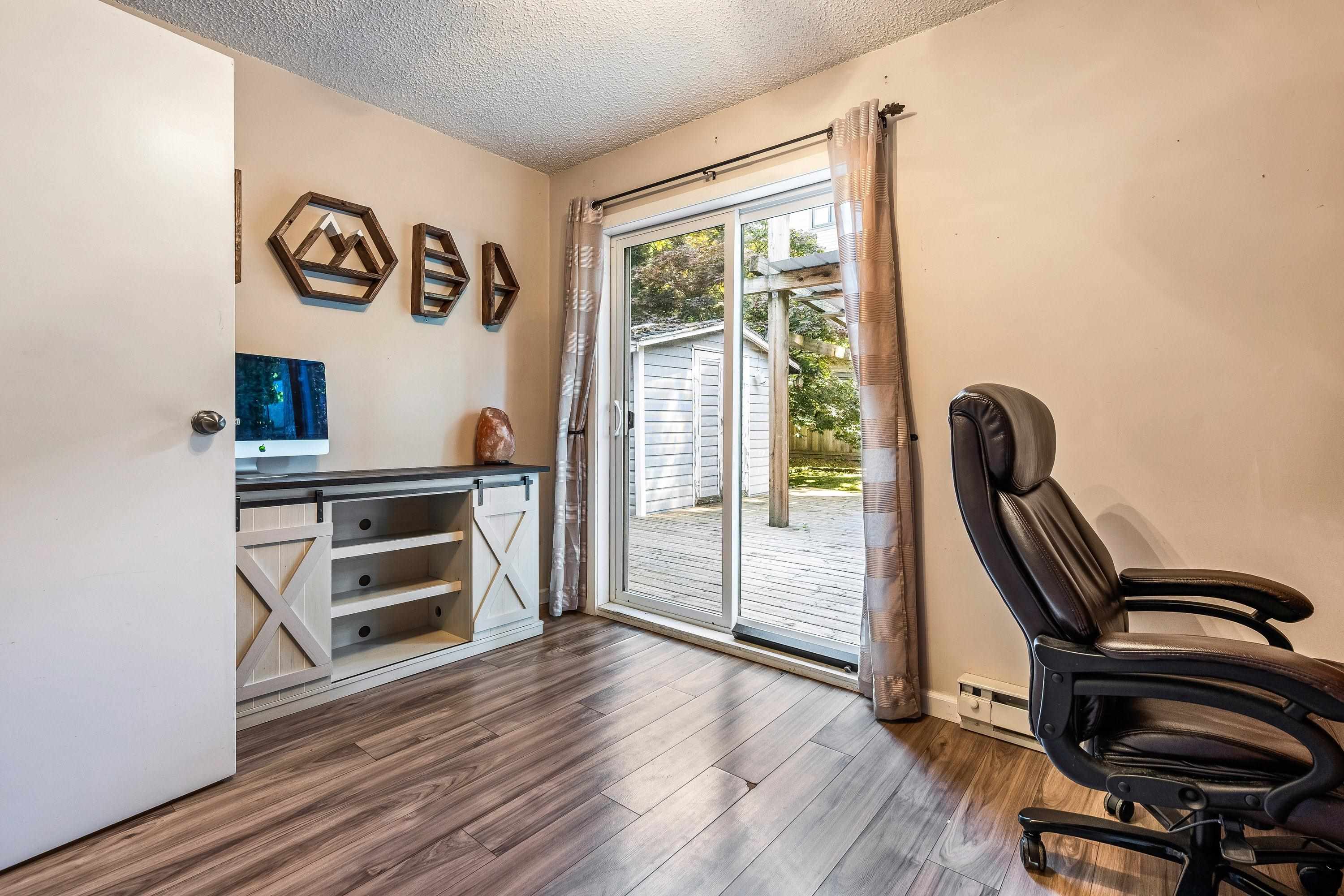 8880 Allard Street - 23