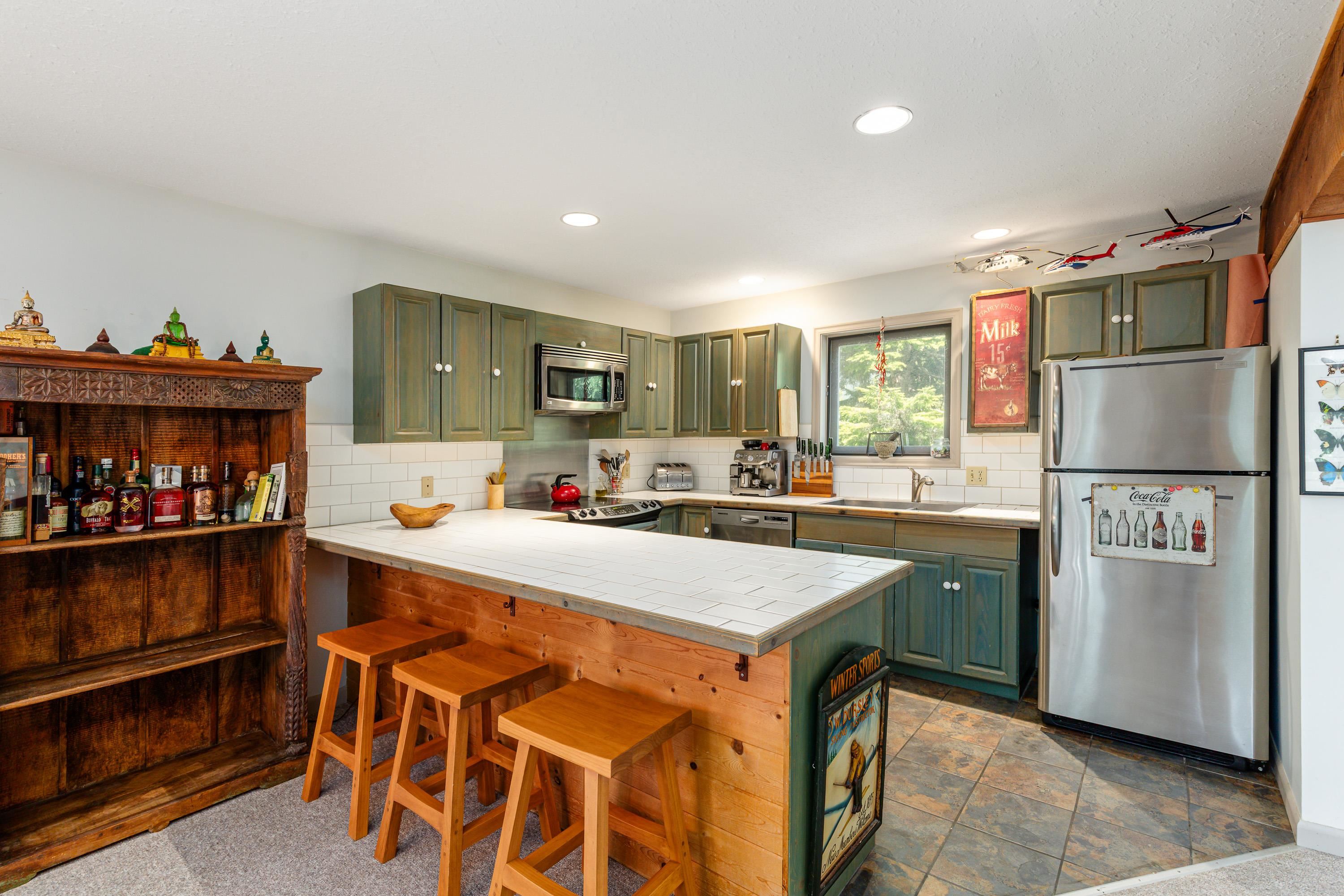 6250 Eagle Drive - 8