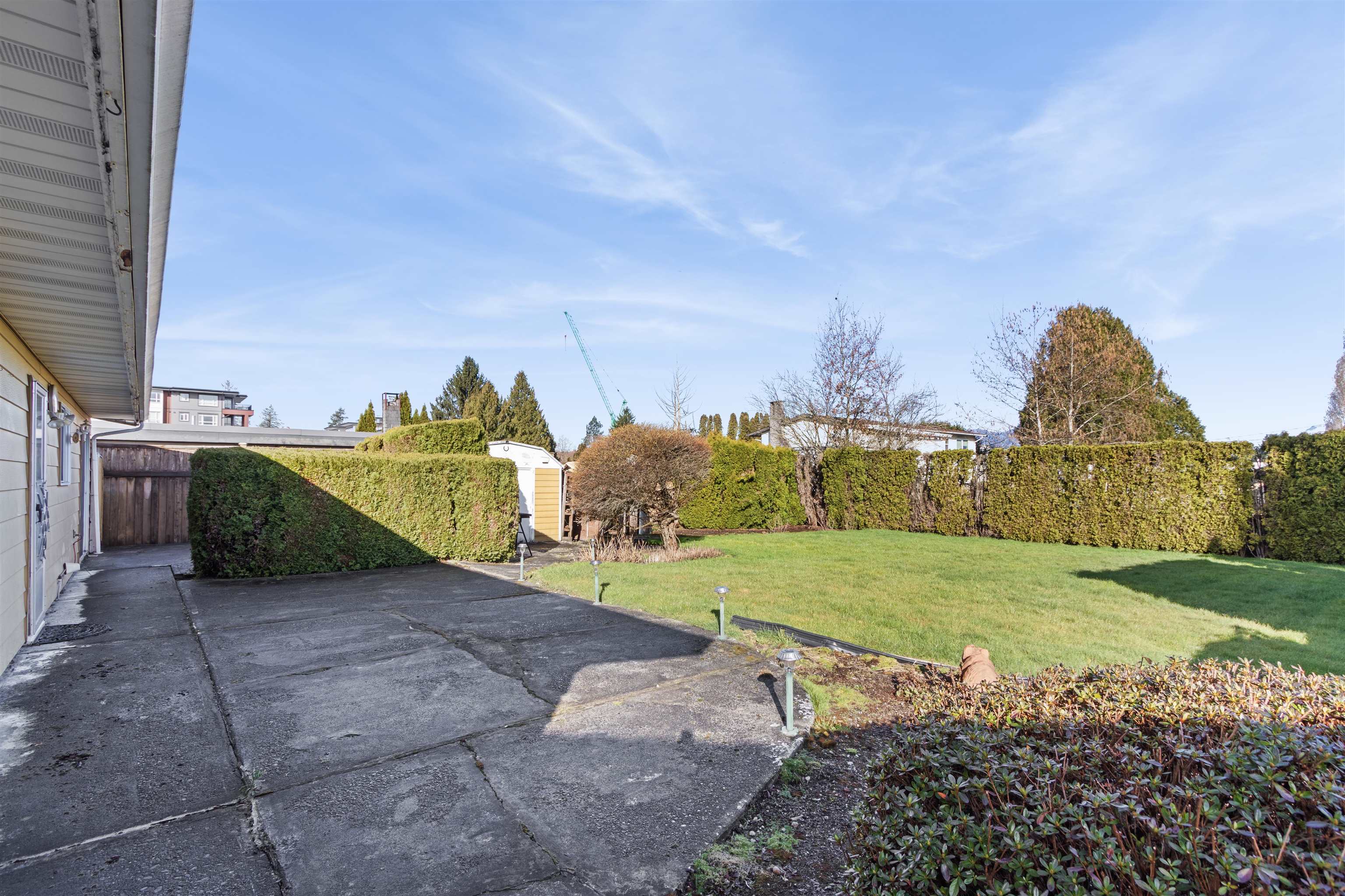 22641 Brown Avenue - 26