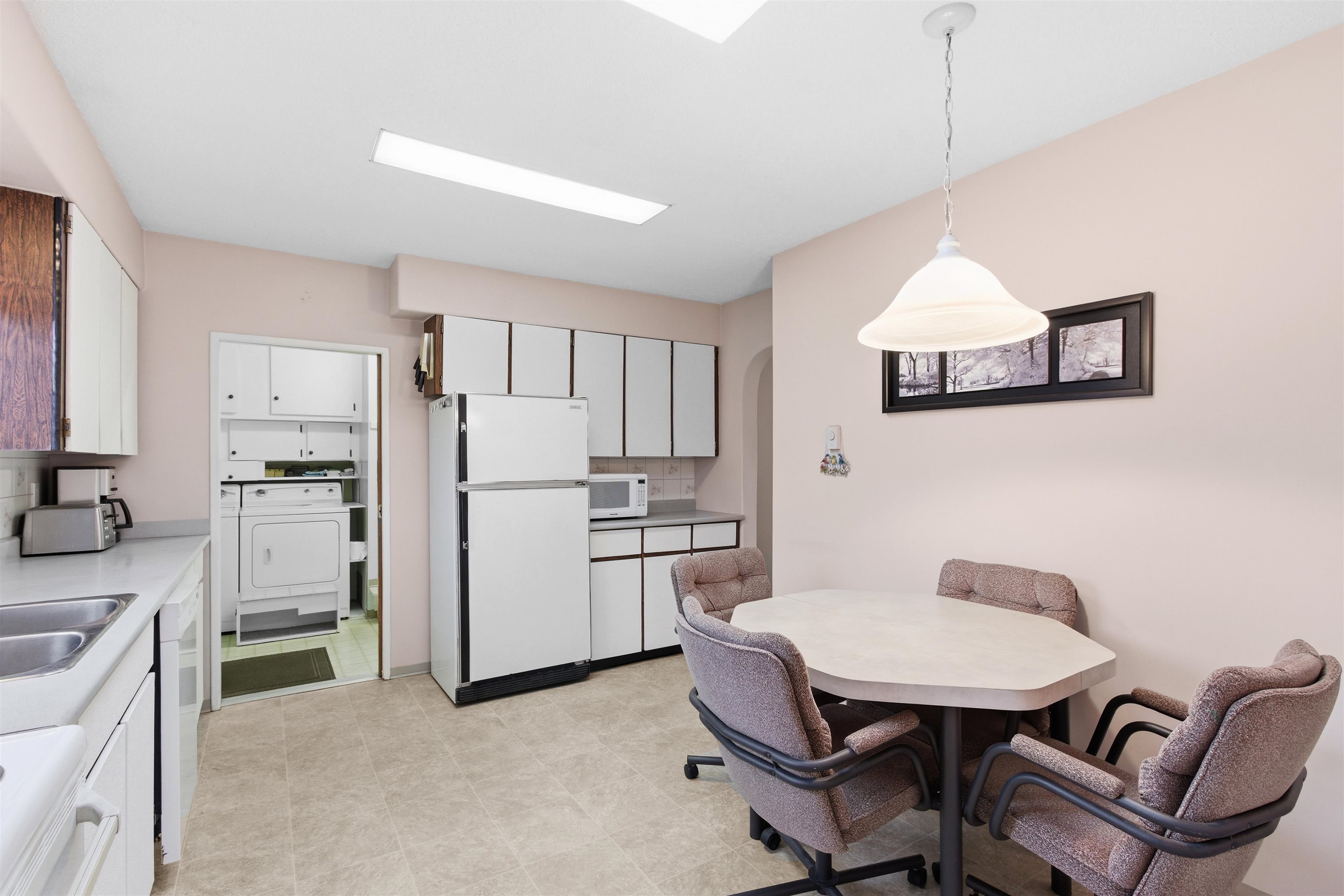 22641 Brown Avenue - 10