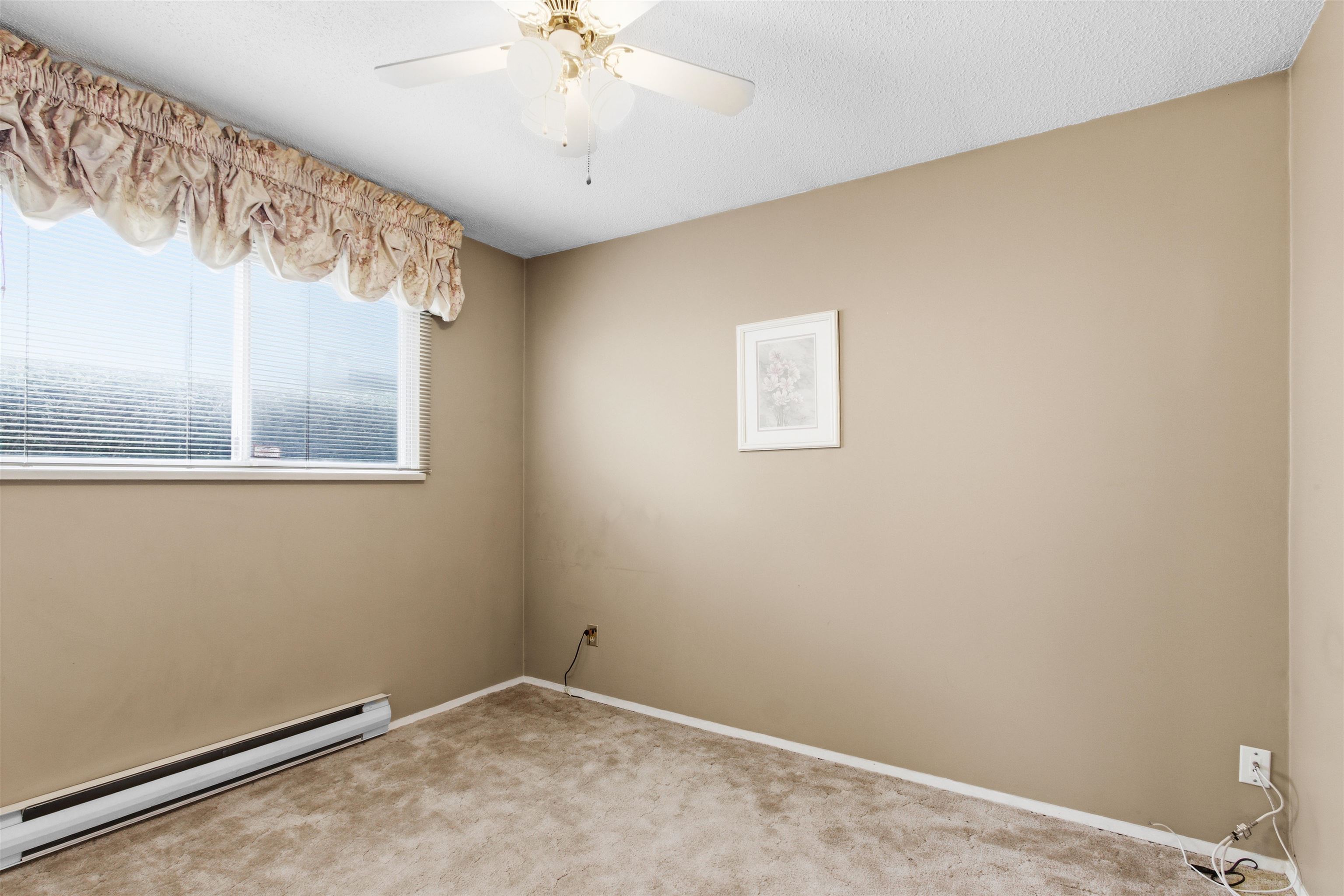 22641 Brown Avenue - 18