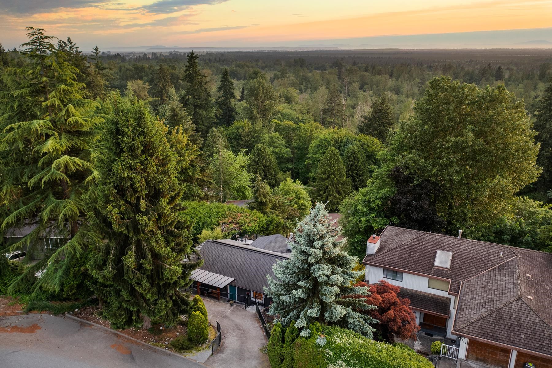 7437 Garfield Drive - 33